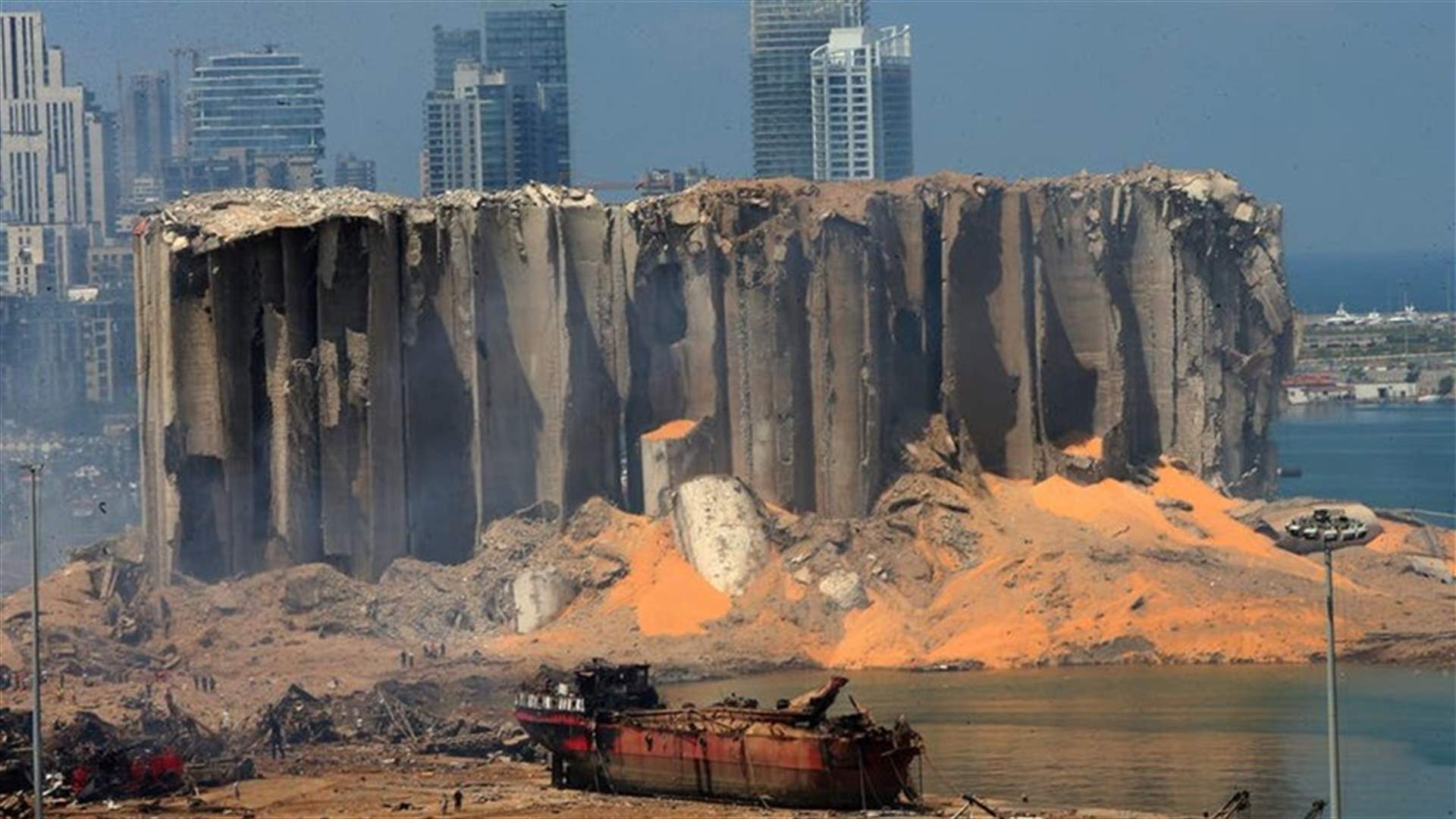 عويدات للـLBCI: سأدرس موضوع التنحي عن ملف التحقيق في قضية انفجار مرفأ فور تعيين جلسة للاستماع الى زعيتر