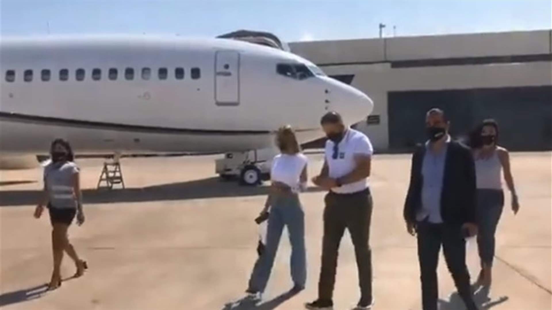 رامي عياش يزفّ خبراً سارّاً من الطائرة الخاصة (فيديو)