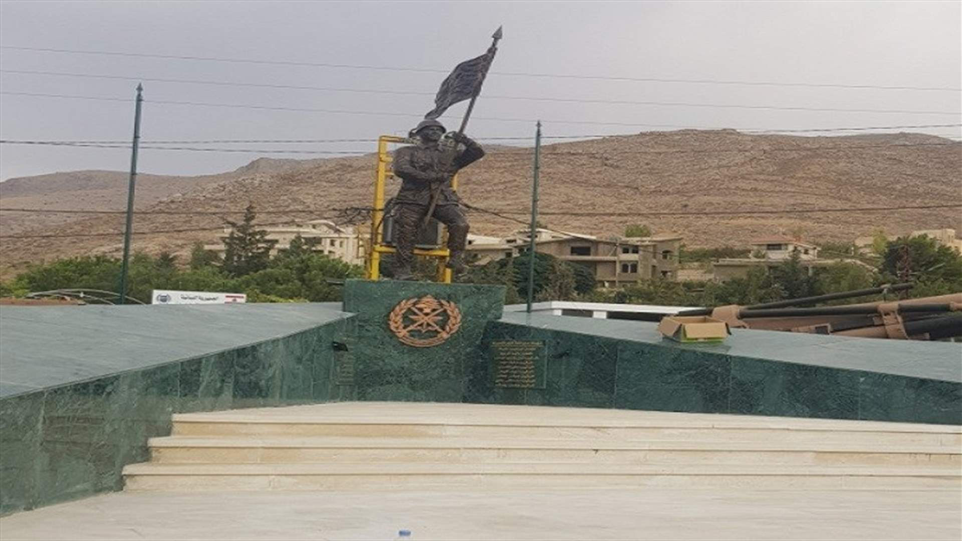 إزاحة الستار عن نصب تذكاري لشهداء الجيش في رأس بعلبك