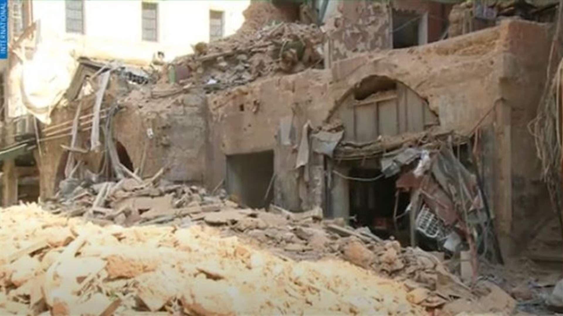 عمال الإنقاذ في مبنى منطقة العكاوي... لم يعد هناك من أمل في العثور على أحياء