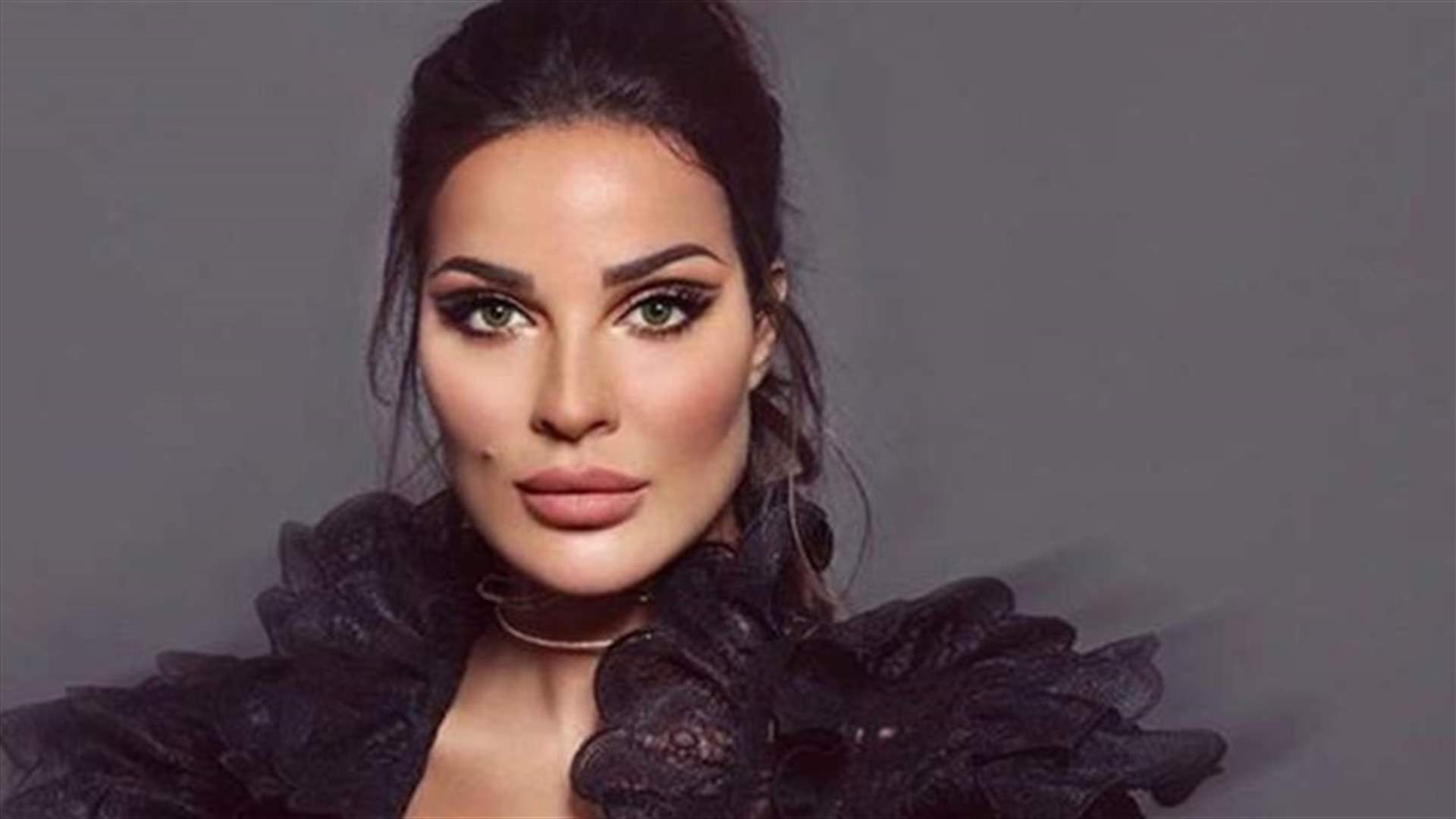 نادين نسيب نجيم بدون ضمادات على وجهها للمرة الاولى بعد الإنفجار.. كيف بدت؟