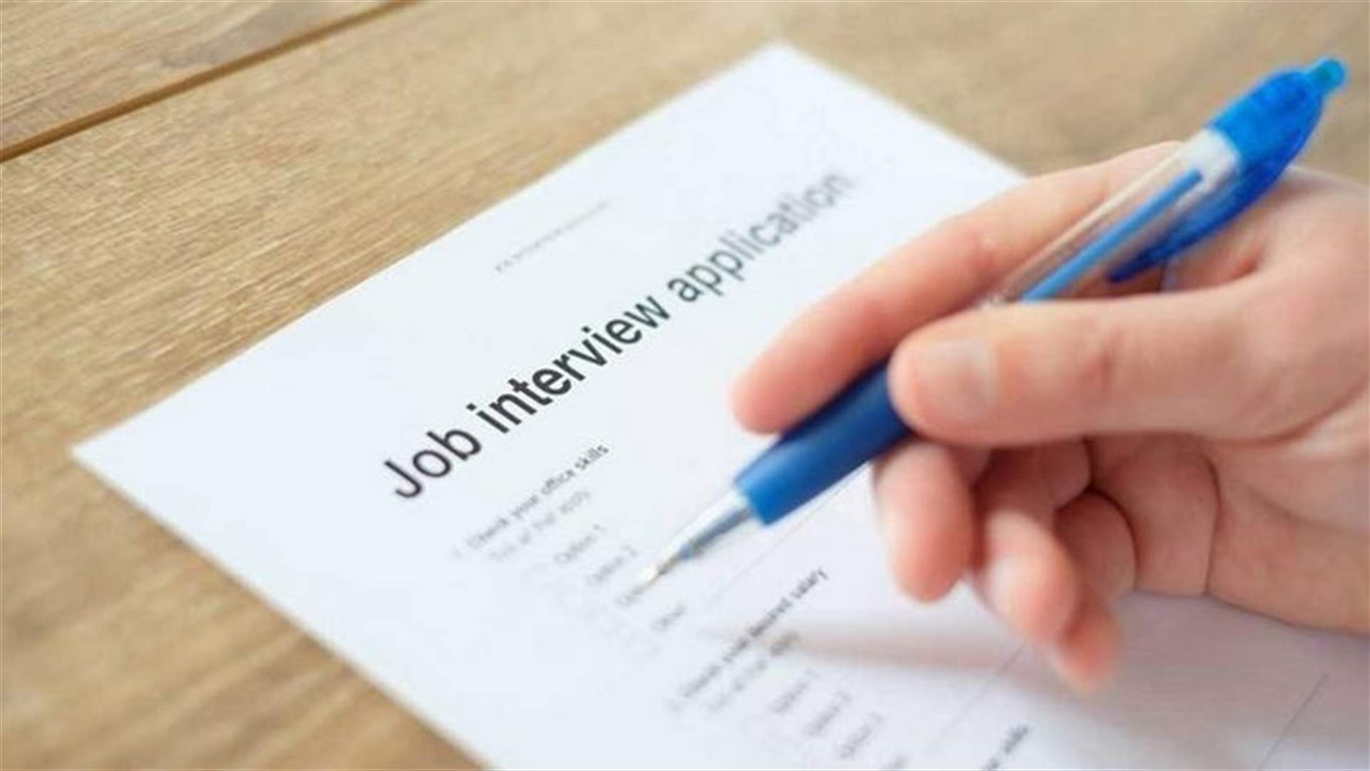 القبض على عصابة أنشأت شركة وهمية للتوظيف في دبي... استغلت كورونا  للإحتيال