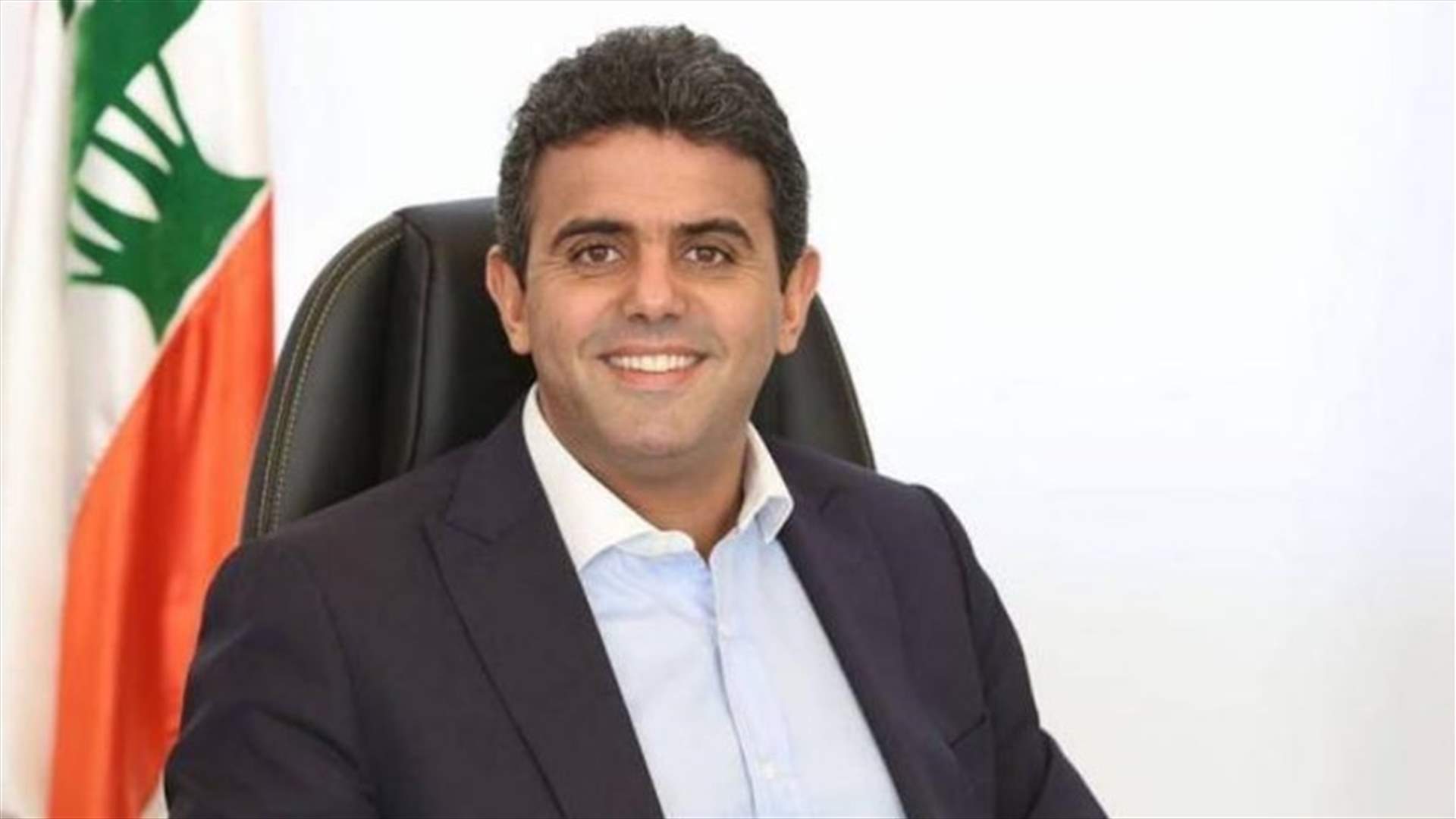 الحواط تابع مع الجيش والدفاع المدني الحريق في المنيطرة