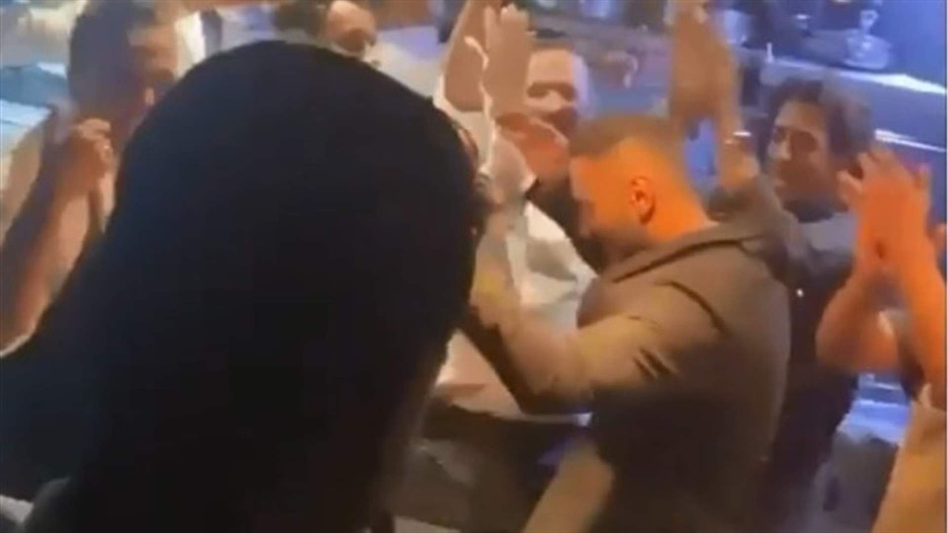 تامر حسني يرقص على &quot;لقيت الطبطبة&quot;... وحسين الجسمي يواصل نجاحه (فيديو)