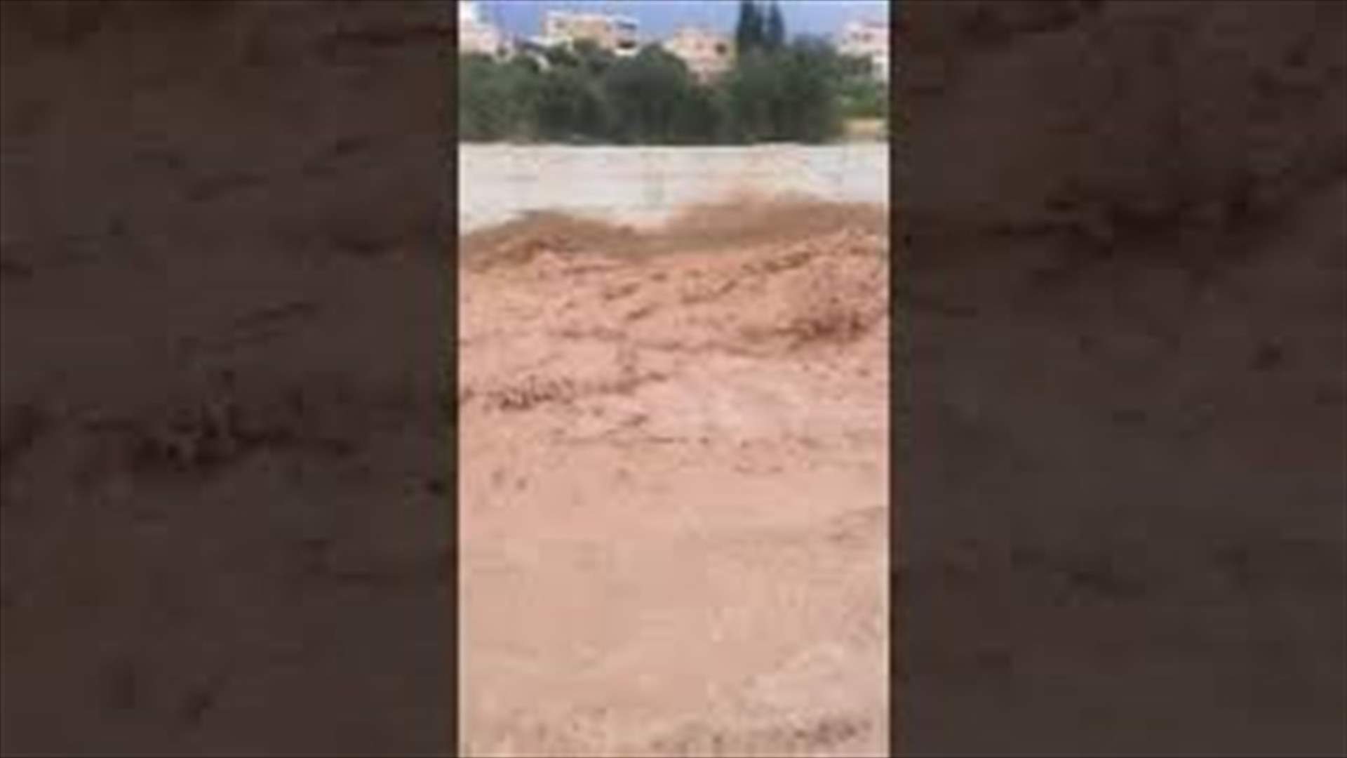 Floods sweep through Ras Baalbek-[VIDEO]