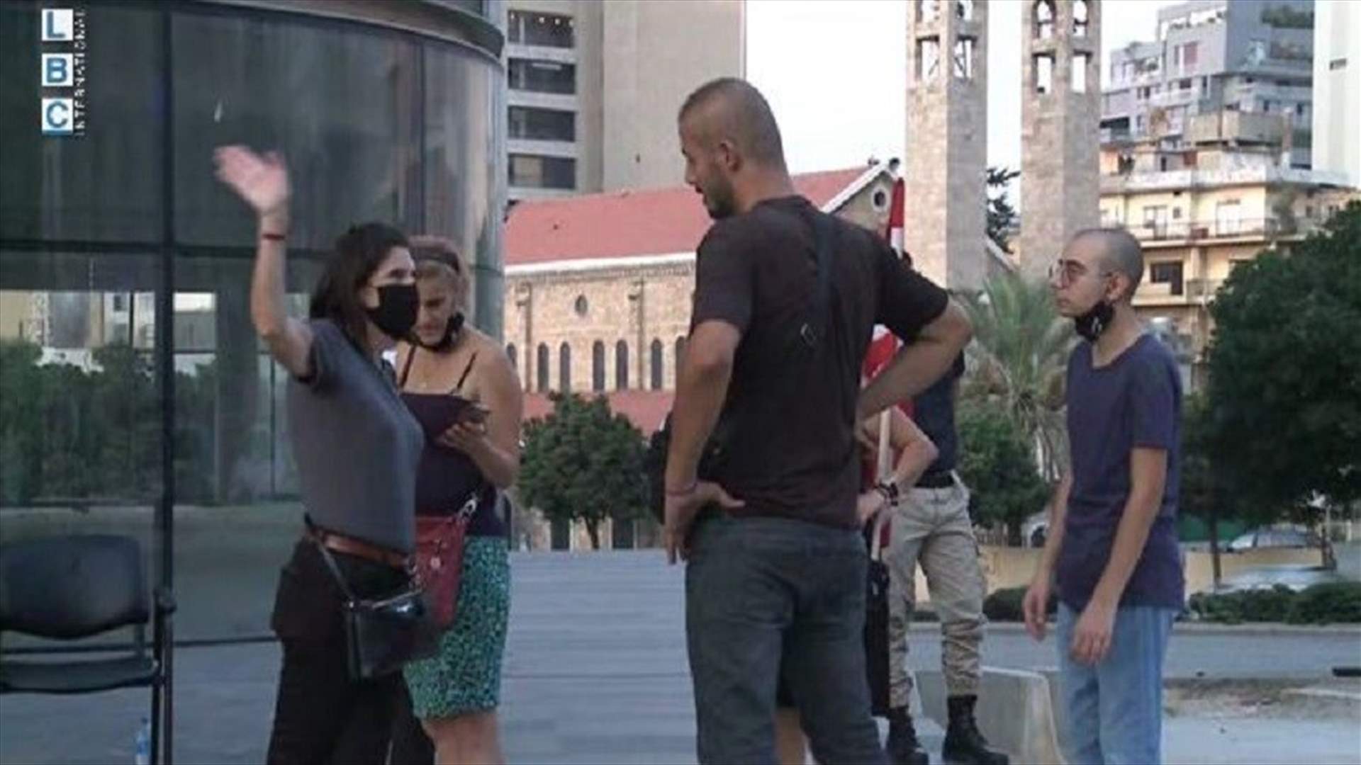 مسيرات سيارة تدعو المواطنين للمشاركة في تحرّك الغد امام القصر الجمهوري