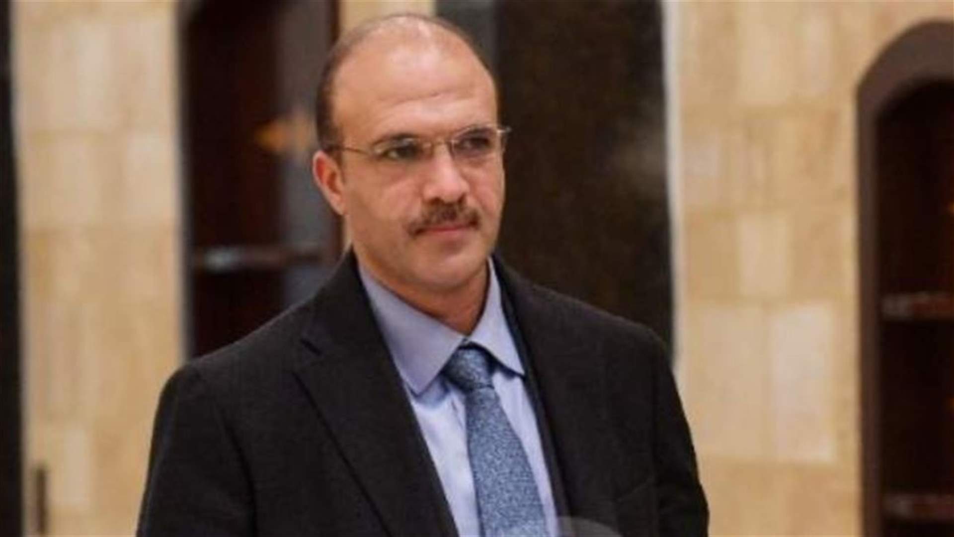 حسن يدعو المستشفيات الخاصة في بيروت الى اتخاذ القرار الجريء في التعاطي مع الوباء