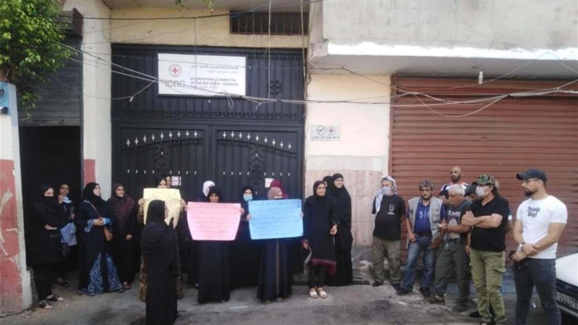 اعتصام في عين الحلوة لاهالي السجناء الفلسطينيين في رومية