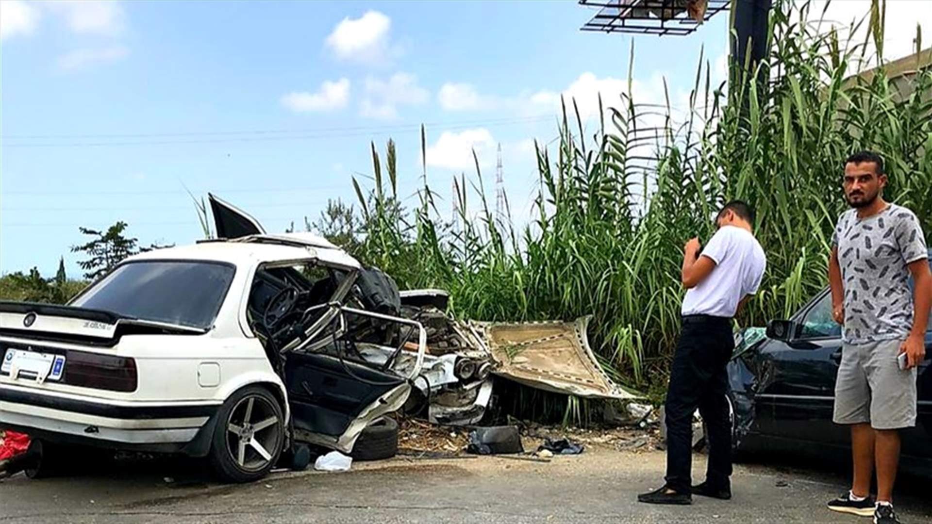 6 جرحى بحادث سير على طريق عام عرقة حلبا (صورة)