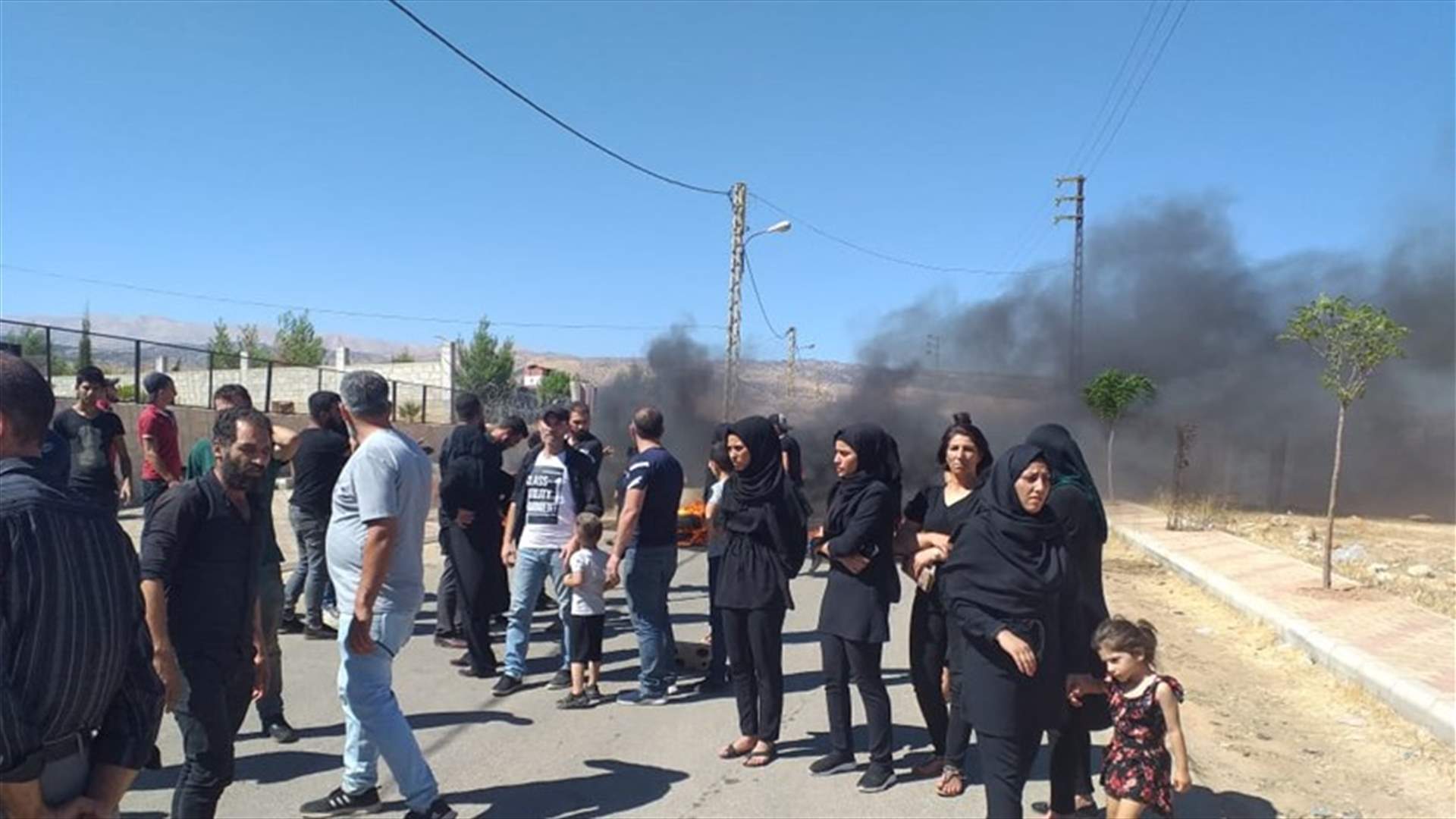 قطع طريق شعت نبحا احتجاجا على تزايد السرقات