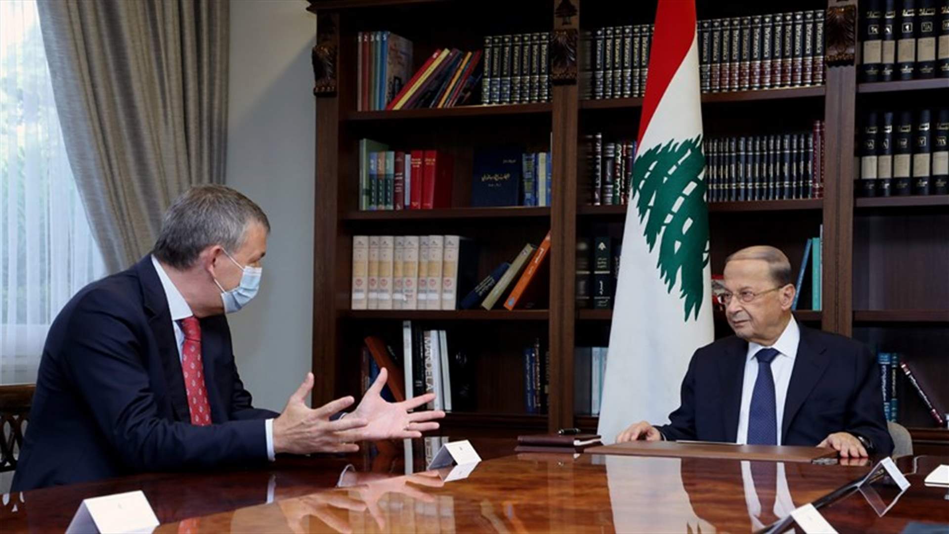 أوضاع اللاجئين والمخيمات الفلسطينية بين عون والمفوض العام للأونروا... عون: ما زلنا ننتظر تجاوب الدول المعنية مع طلب تسهيل عودة النازحين