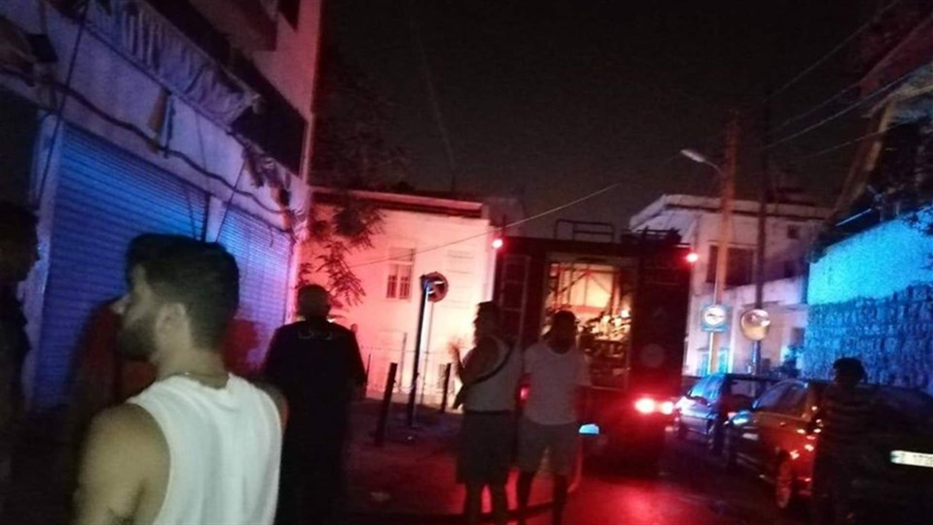 حريق بمبنى في الحدت ليلا... واخلاء 16 شخصا