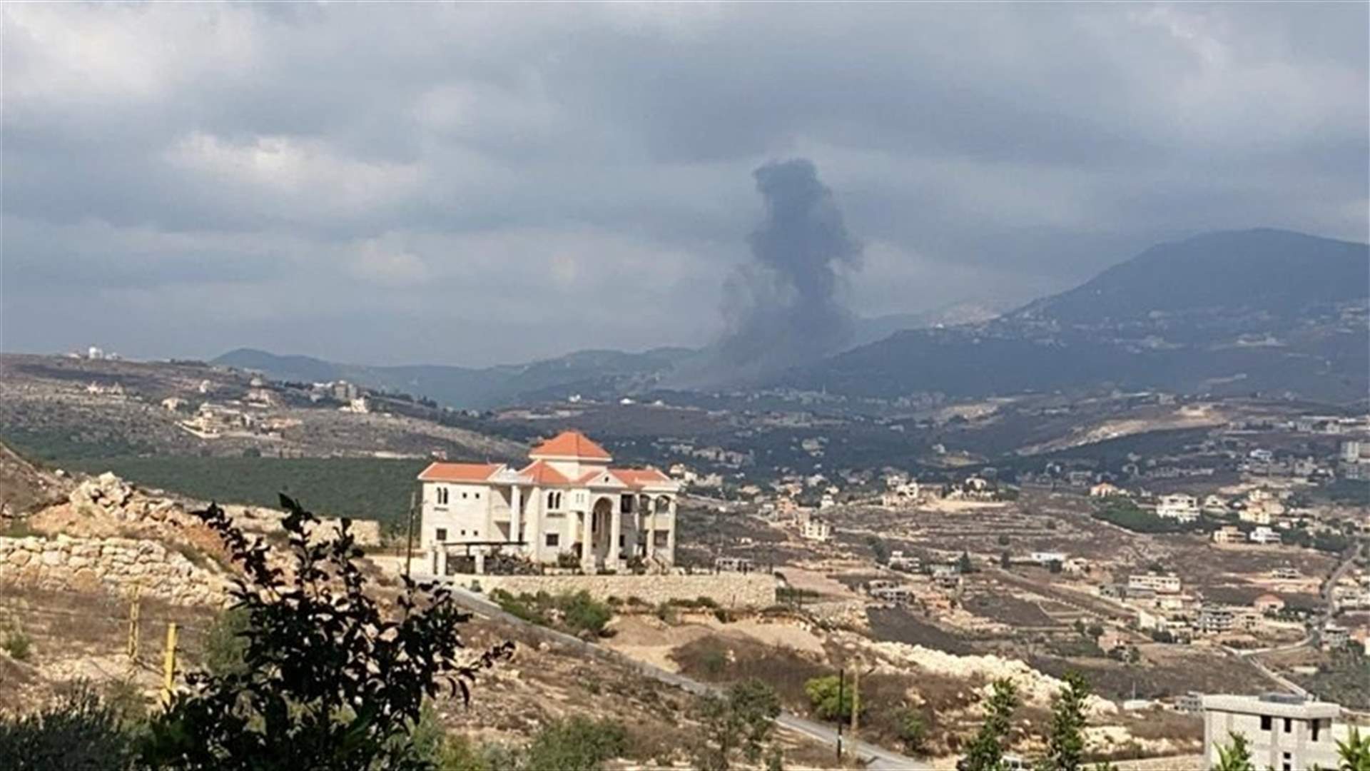 Photos and videos of Ain Qana explosion