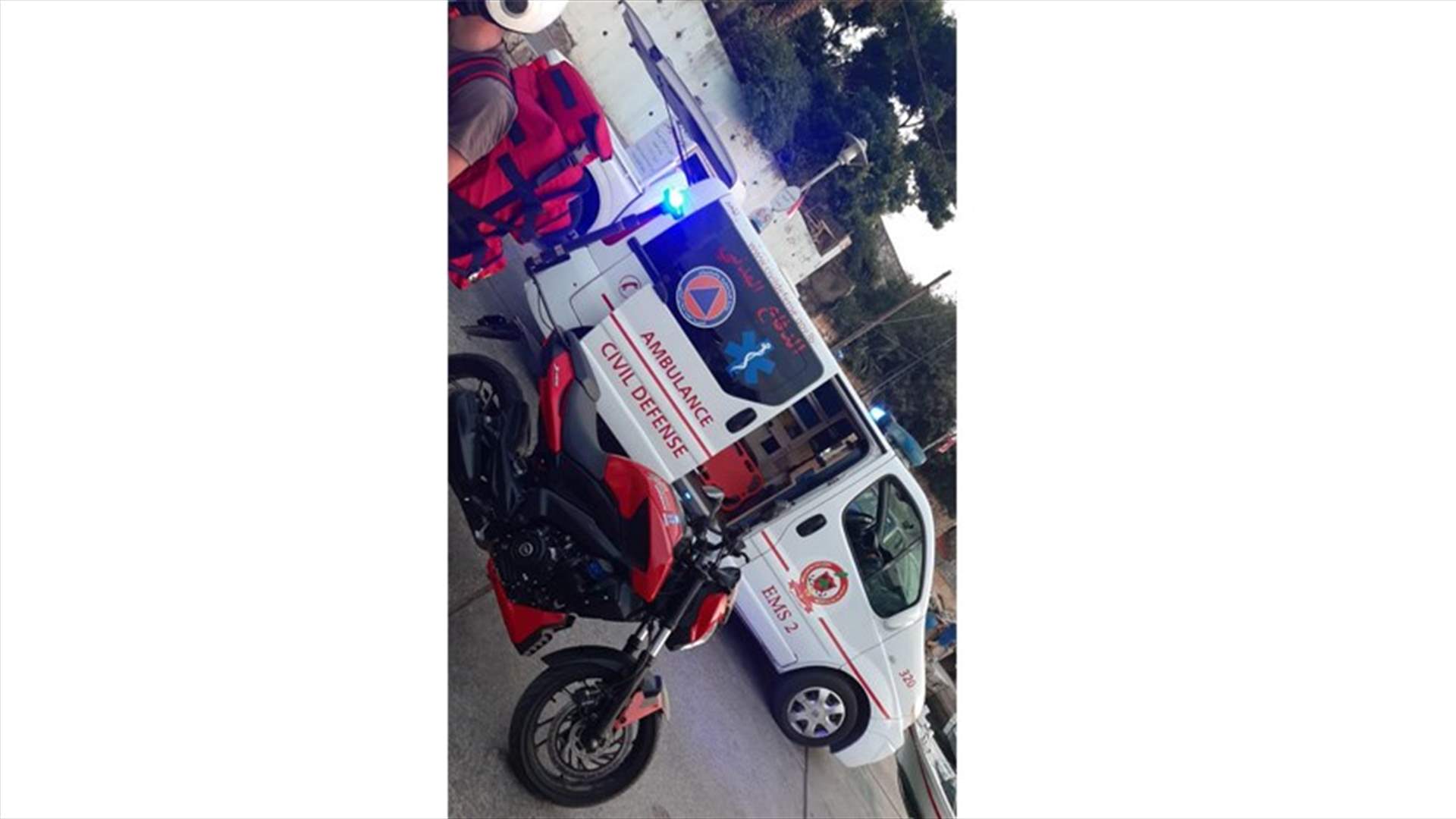 نقل جثة طفل قضى في عبارة الموت إلى المستشفى الحكومي في طرابلس