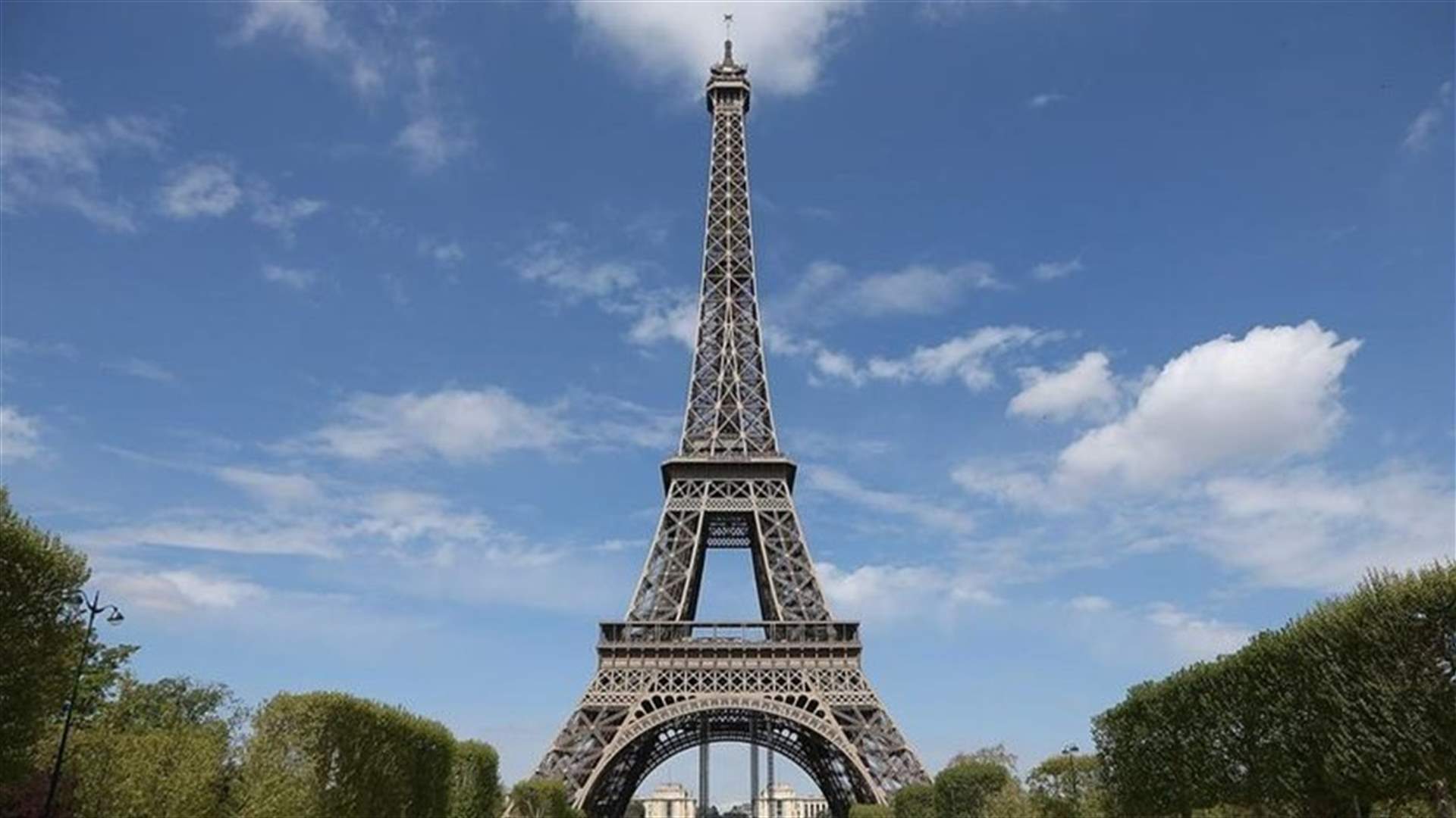 Eiffel Tower reopens after bomb hoax