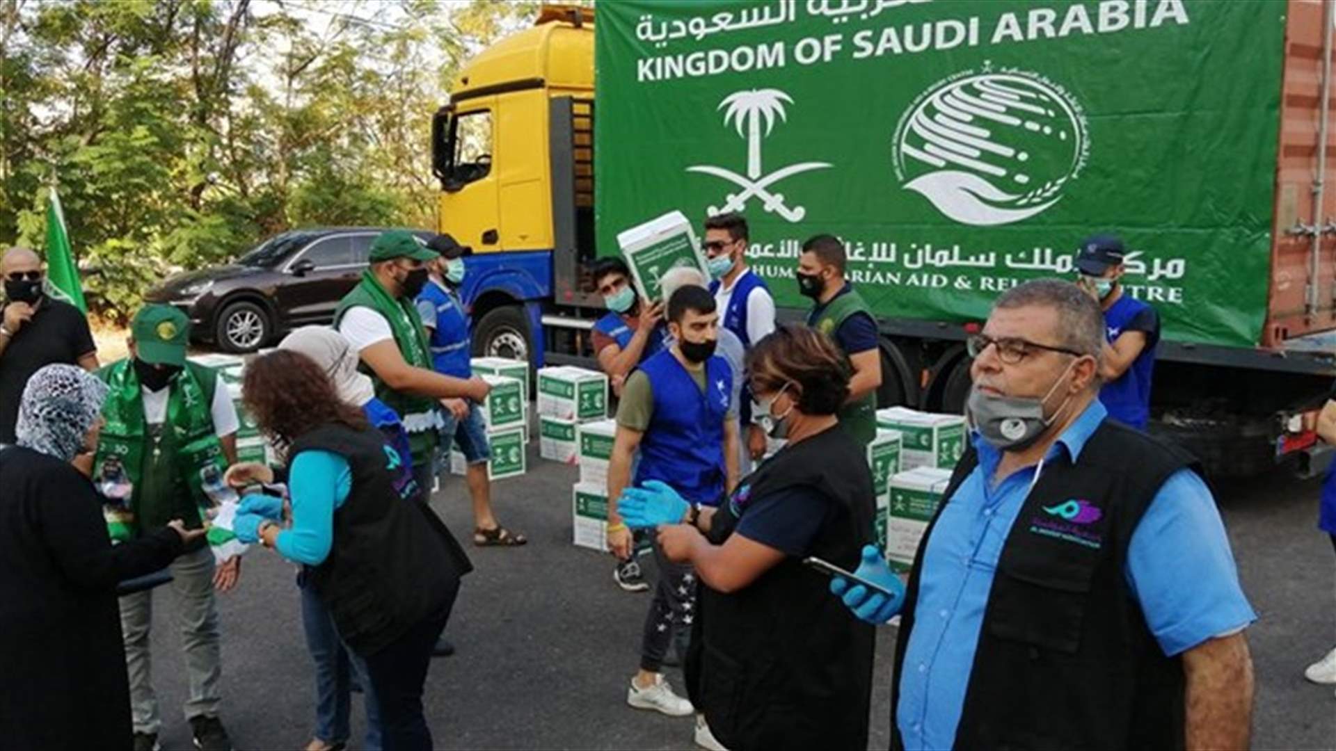مركز الملك سلمان للإغاثة وزع مساعدات غذائية في صيدا