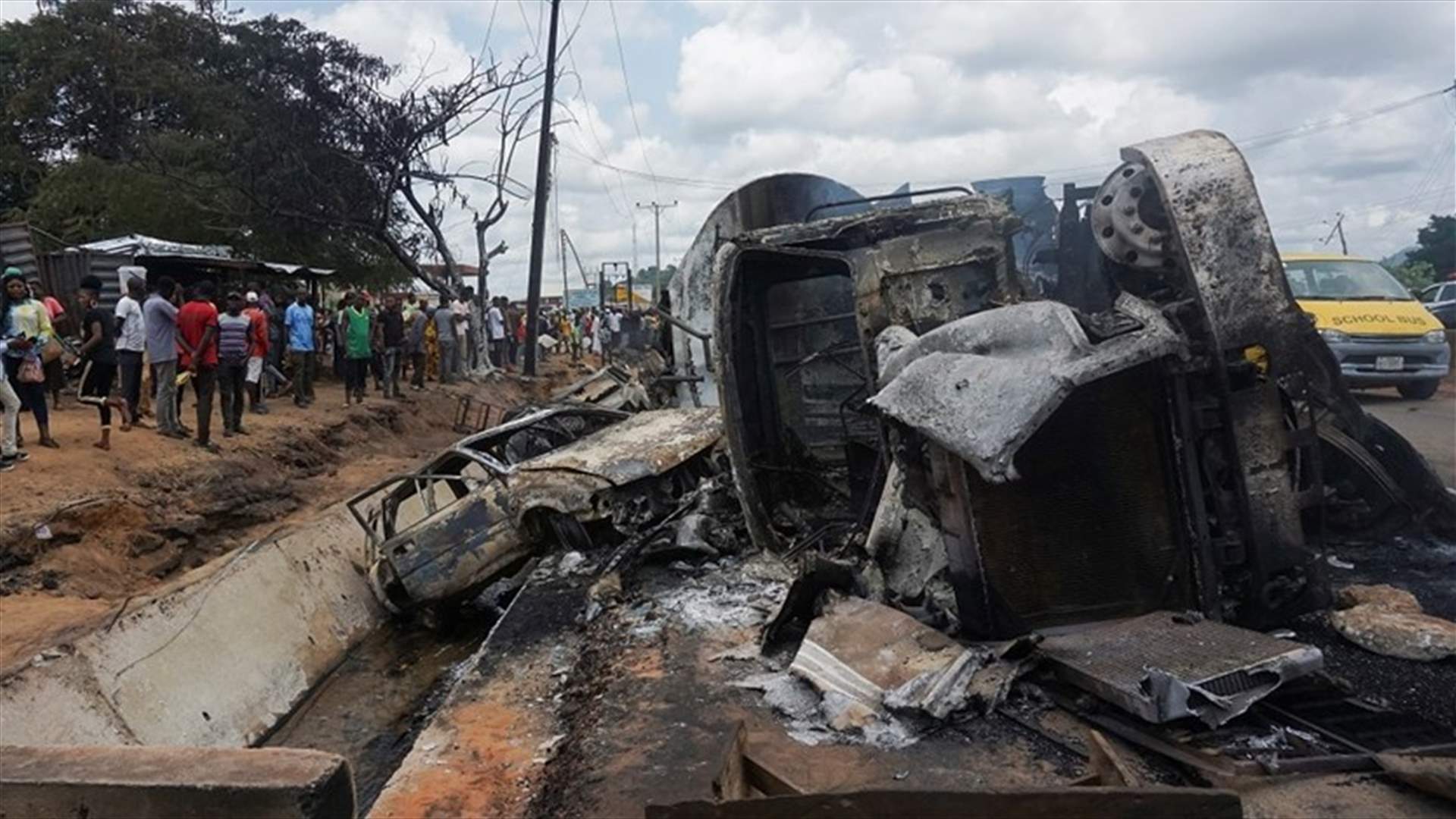 Nigerian gas tanker explosion kills at least 28