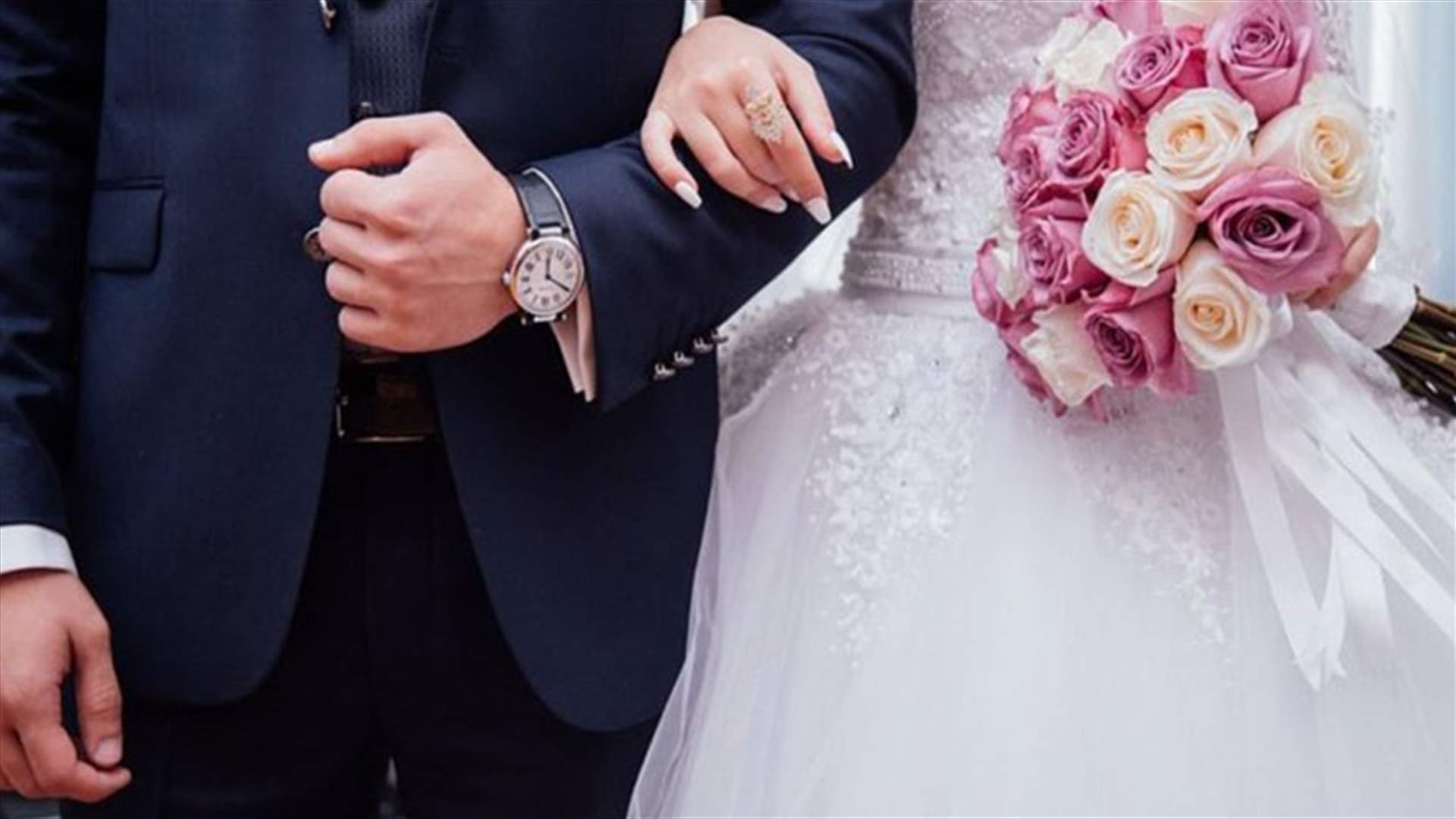 بعد حفل زفاف... وفاة أسرة مصرية كاملة بسبب كورونا