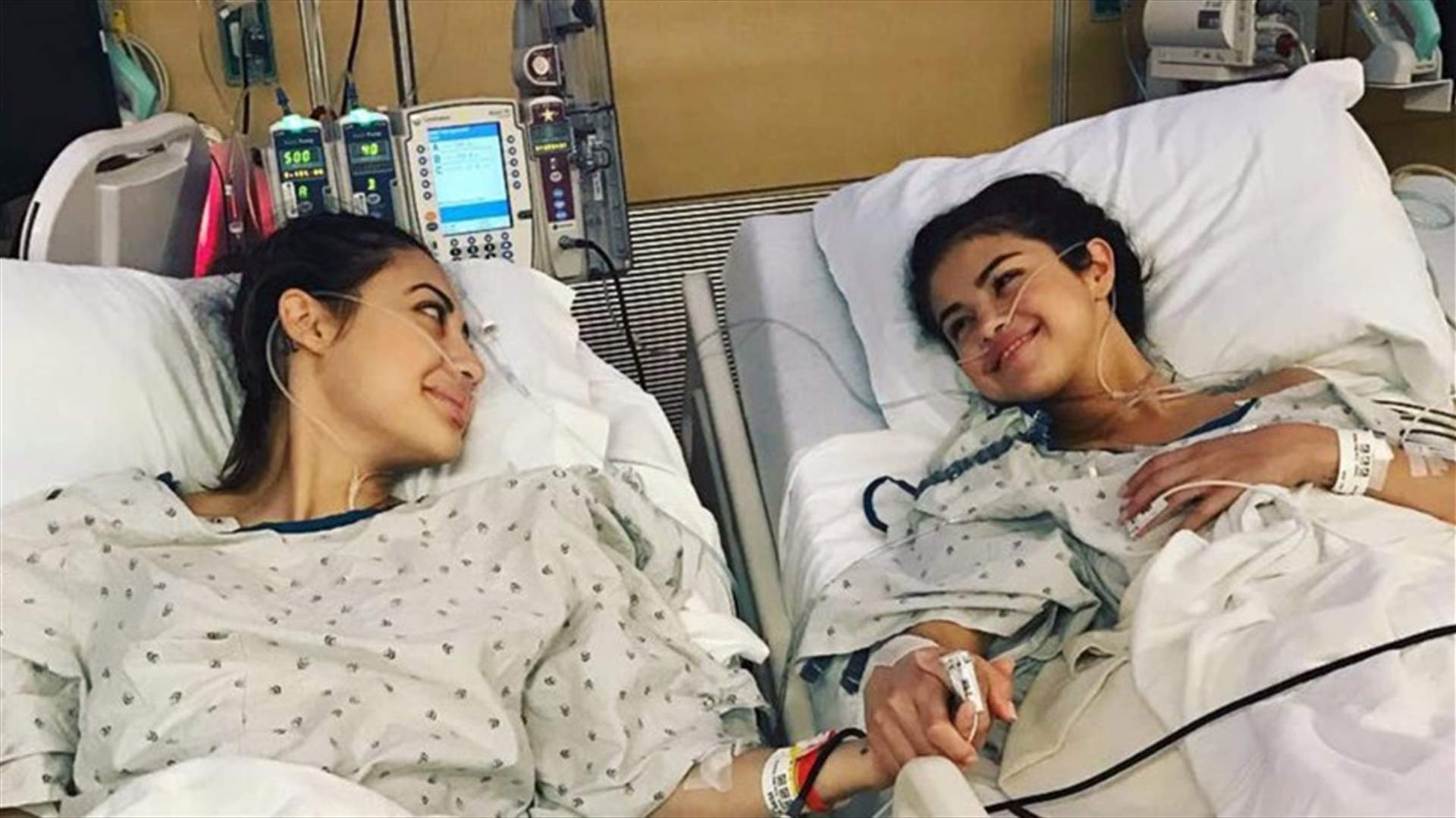 لأوّل مرة بعد ثلاث سنوات... سيلينا غوميز تُظهر آثار عملية زرع الكلية (صورة)