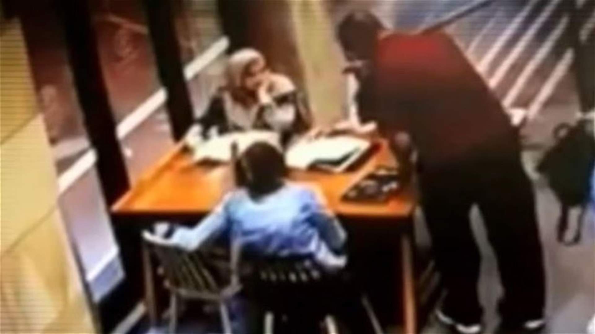 أسترالي اعتدى بالضرب على امرأة مسلمة حامل... وهذا كان مصيره