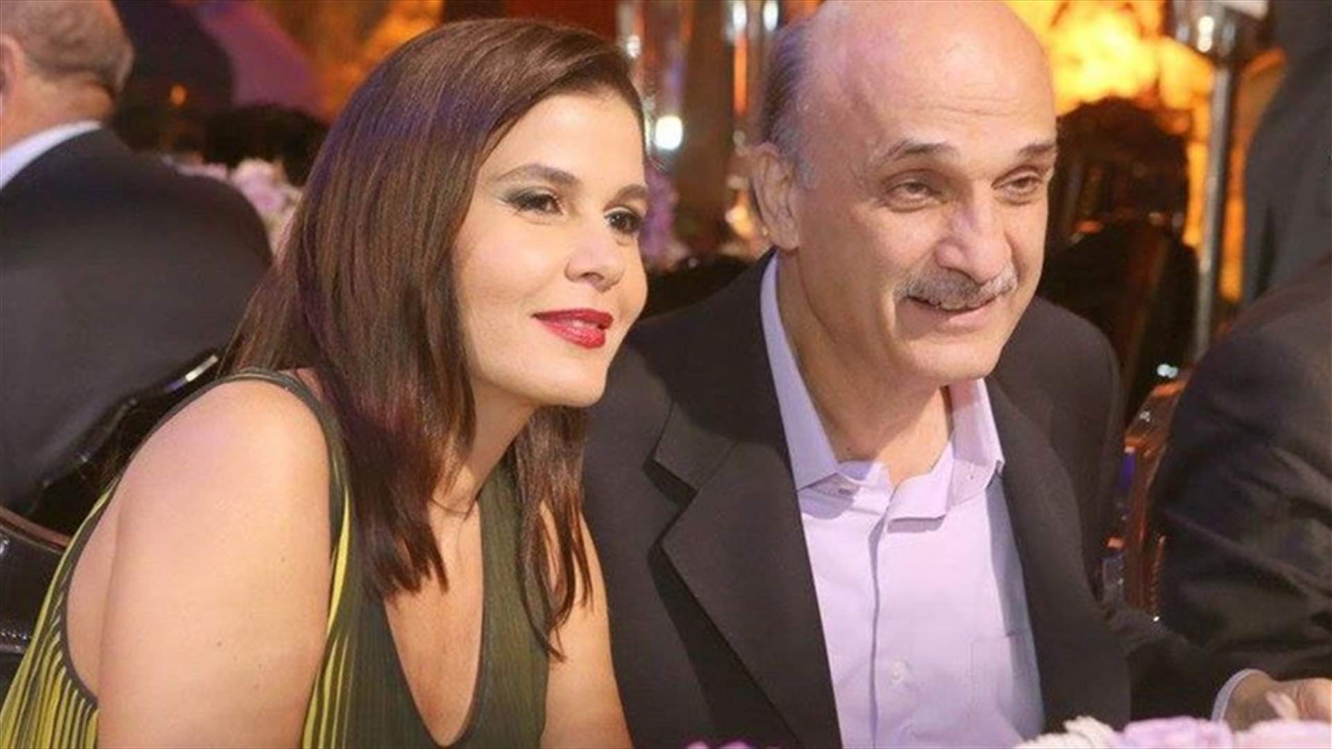 جعجع عاد وعقيلته الى لبنان مساء