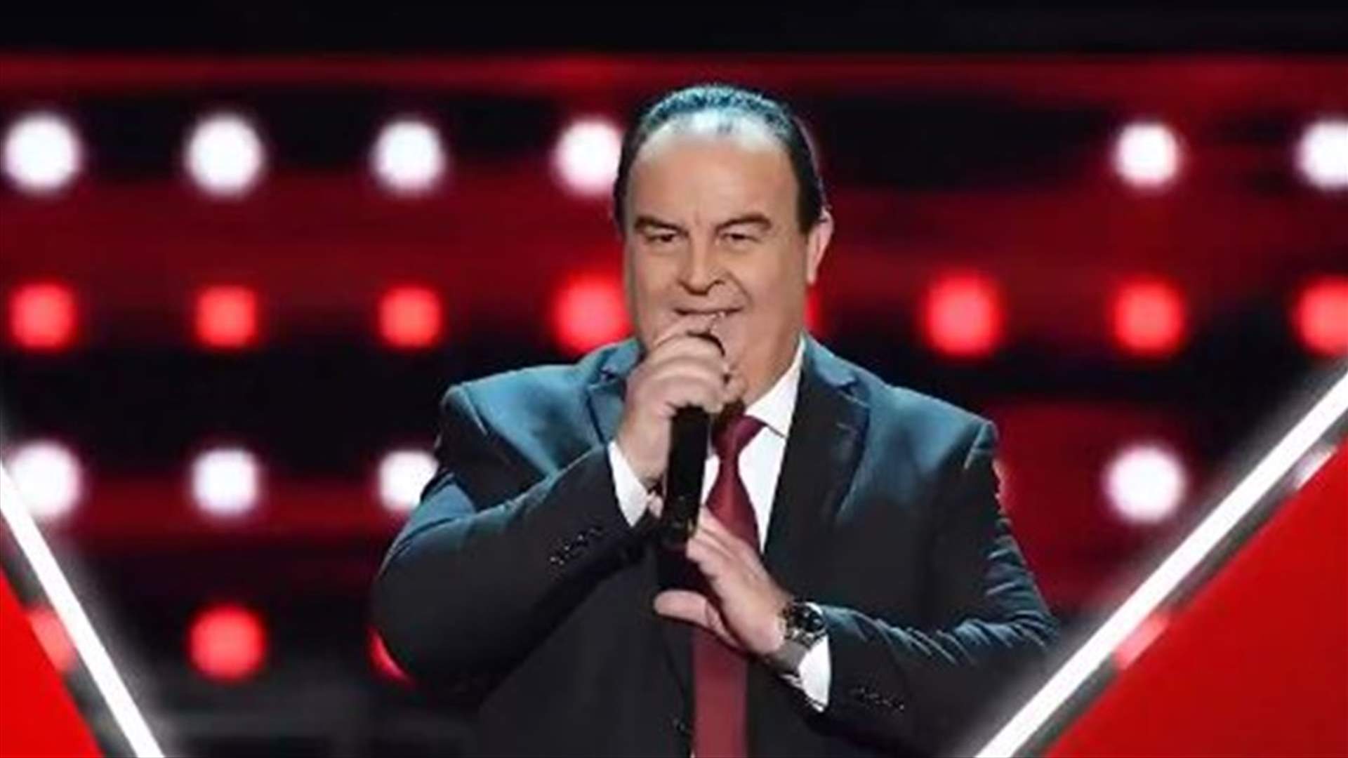عبدو ياغي يعود إلى خشبة المسرح... لفة رباعية من لجنة The Voice Senior! (فيديو)