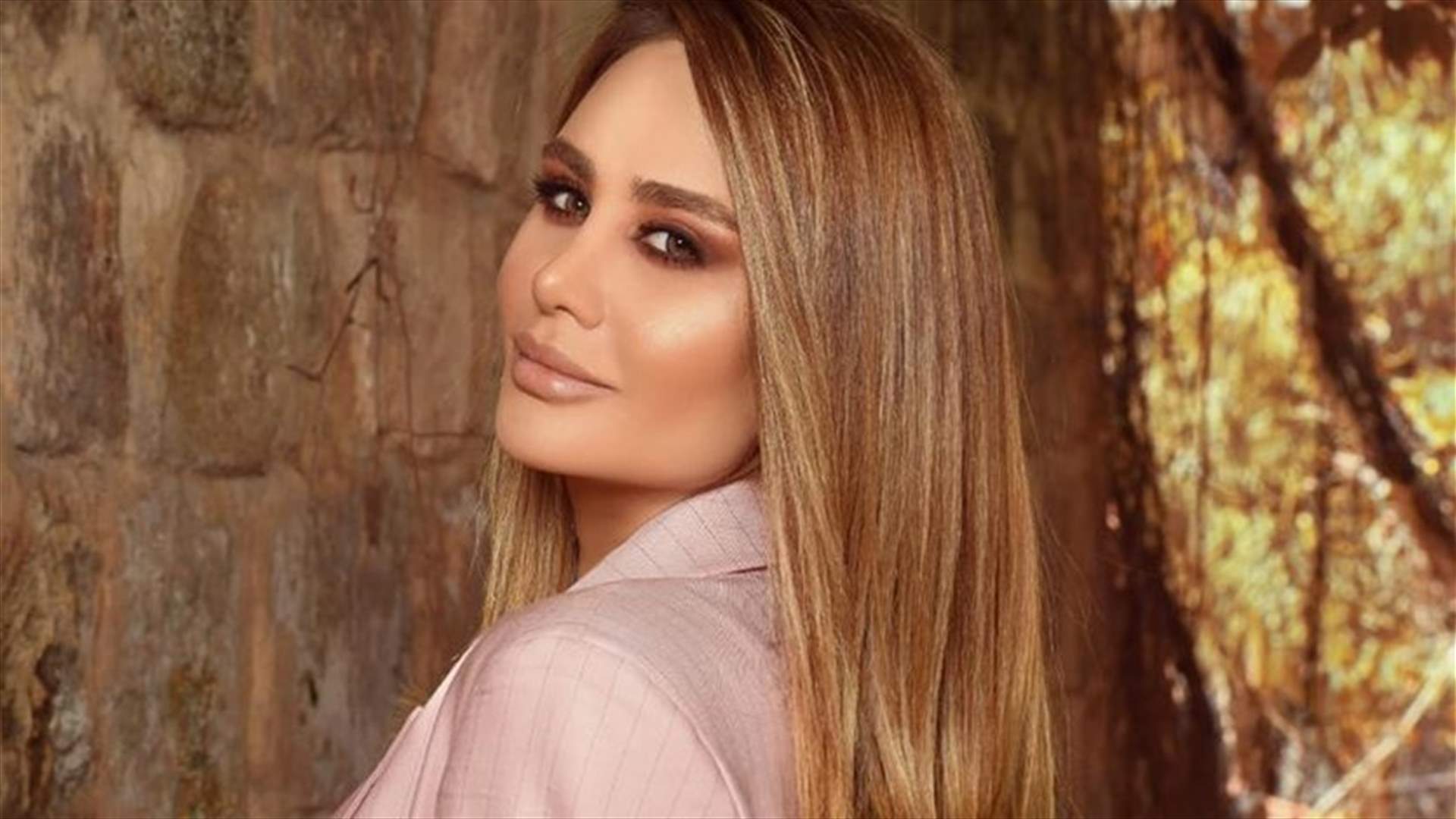 داليدا عياش تطلق مجموعتها لخريف وشتاء 2020-2021