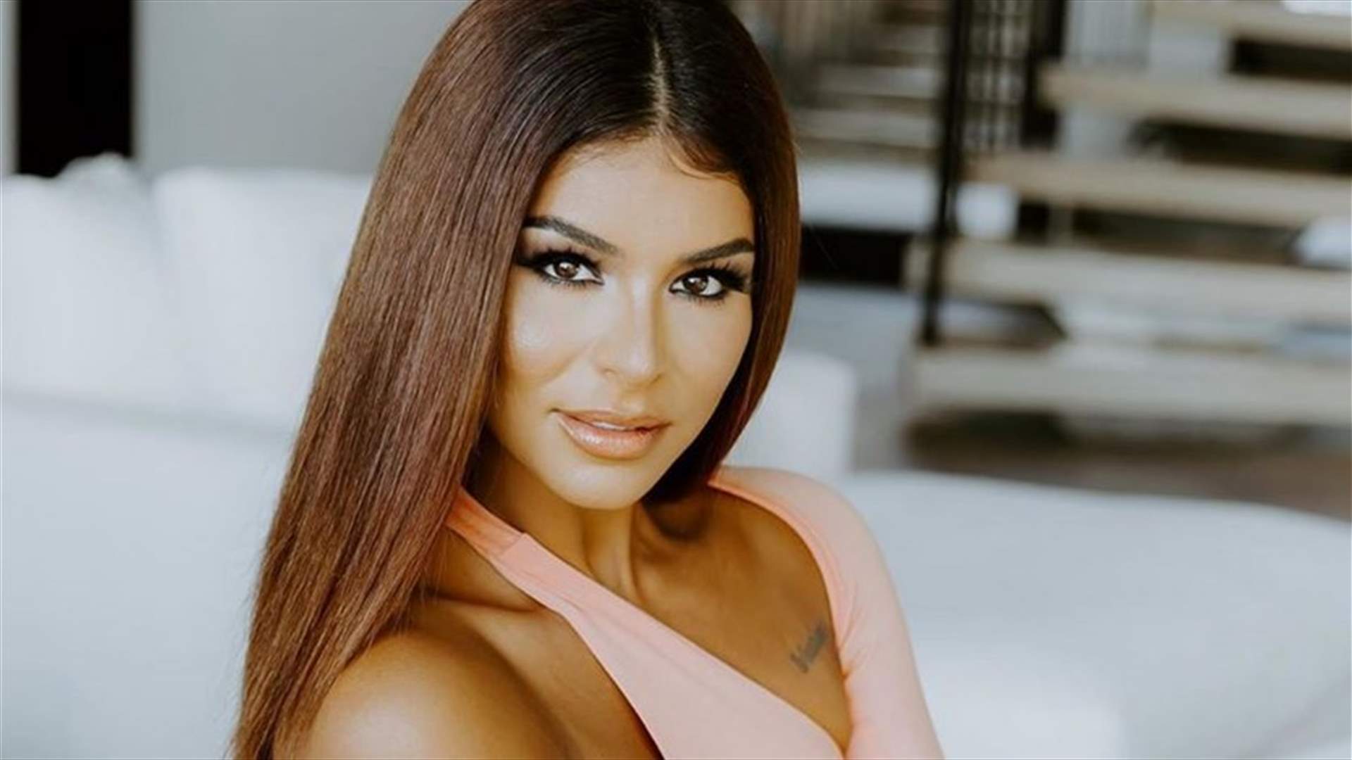 ريما فقيه تمارس الرياضة مع ابنتها بفيديو عفوي