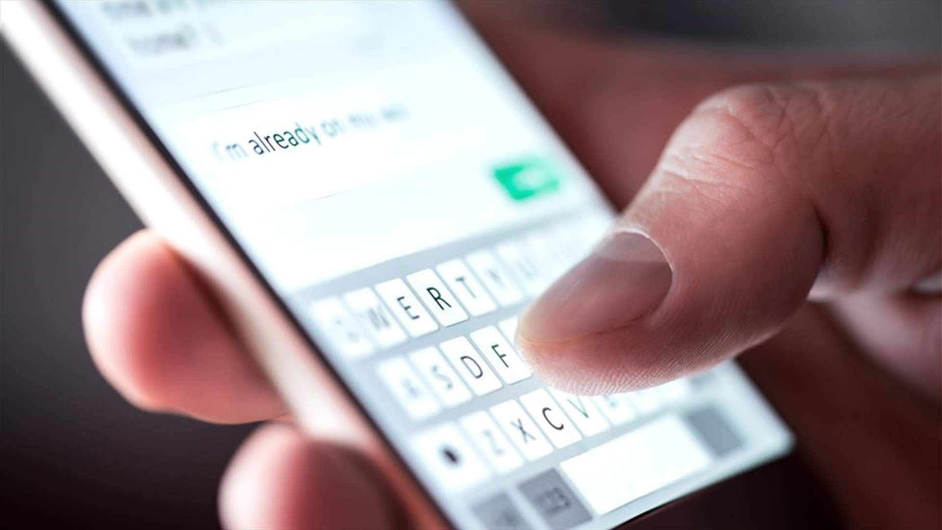 في الإمارات... سيدة تحصل على تعويض مادي كبير لأنها تلقت رسائل جنسية من طليقها
