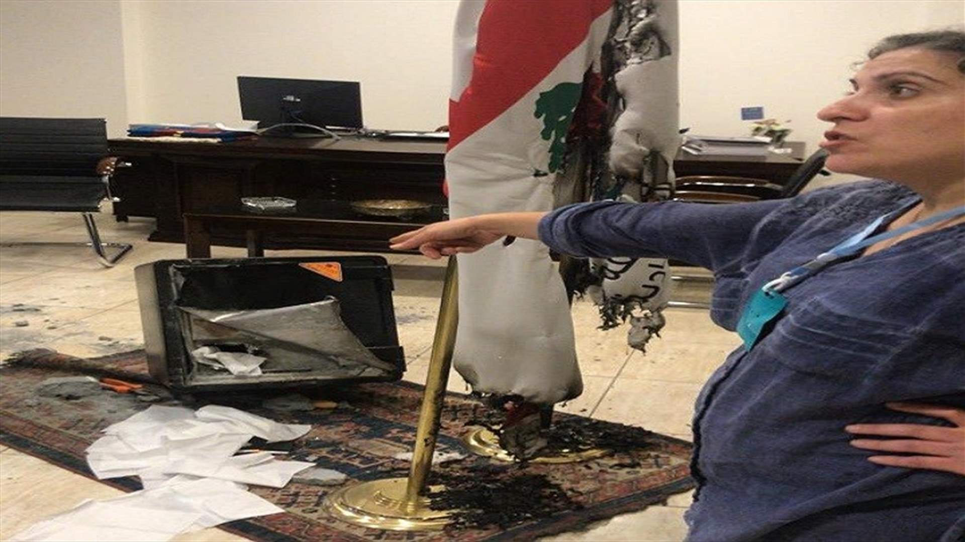 مجهولون أحرقوا مكاتب المنطقة الاقتصادية الخاصة في طرابلس