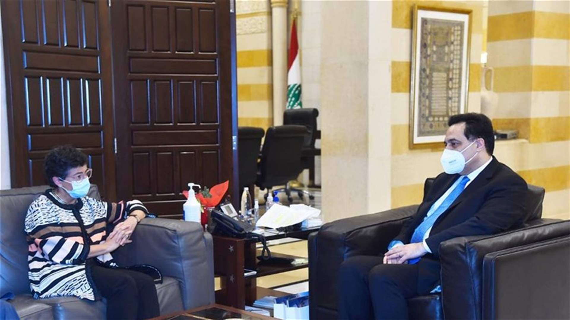 دياب اطلع من غونزاليز على قرار بلادها بناء مدرسة رسمية في الكرنتينا وتجهيزها