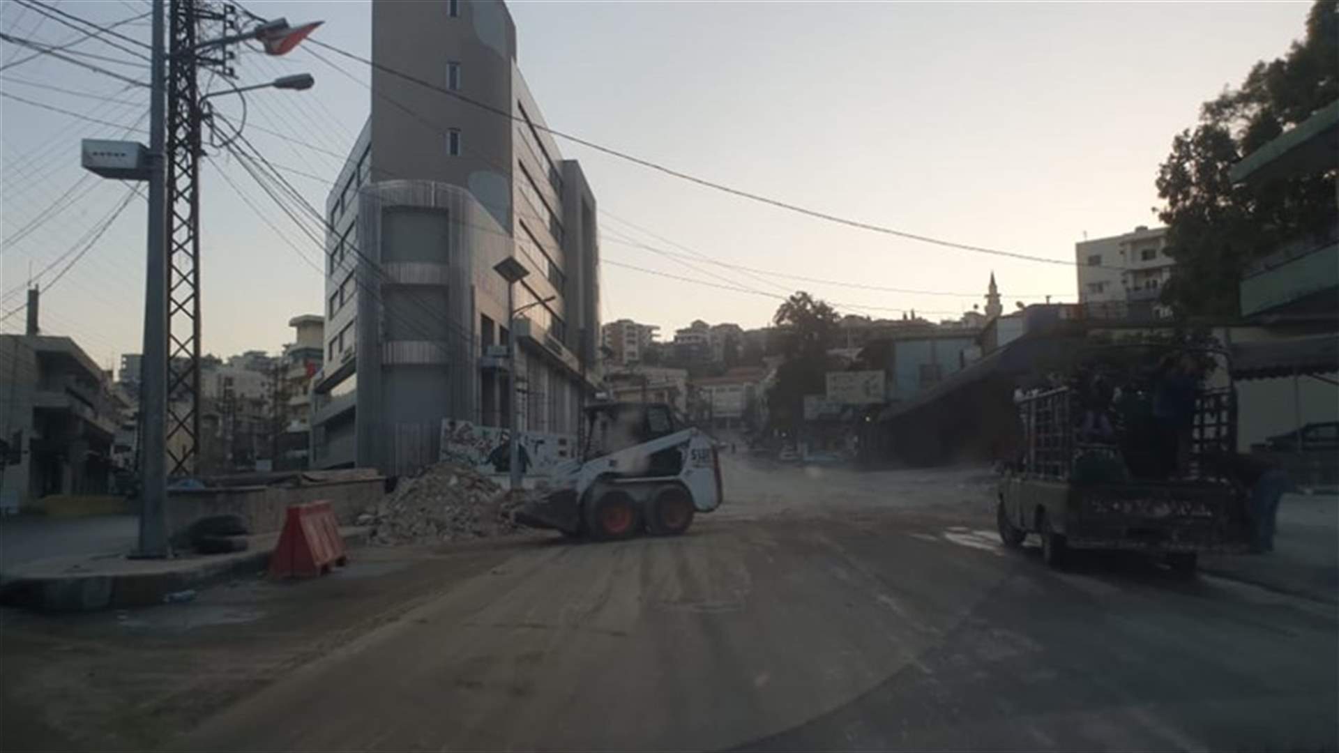 إعادة فتح الطريق الرئيسية في حلبا