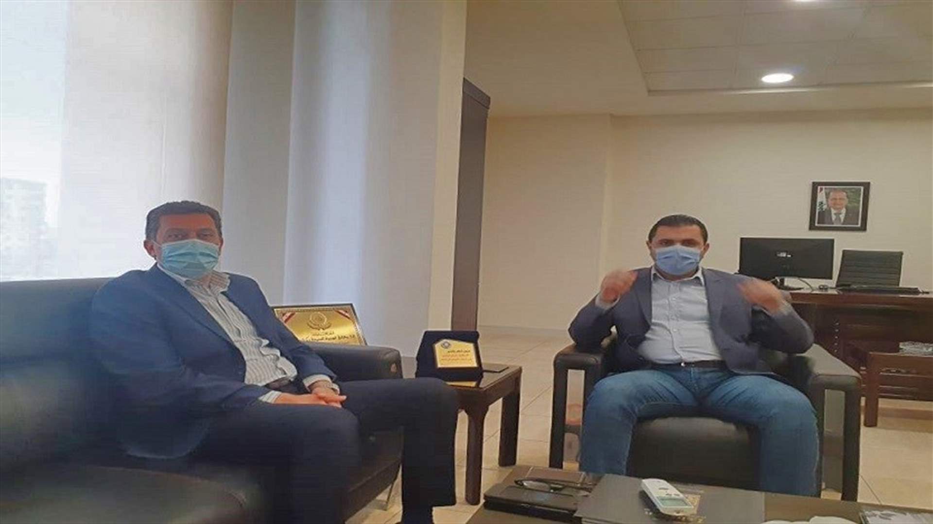 نقيب مهندسي طرابلس زار المنطقة الاقتصادية بعد الاعتداء عليها: توقيت الرسالة مشبوه والهدف التعطيل الاقتصادي والسياسي