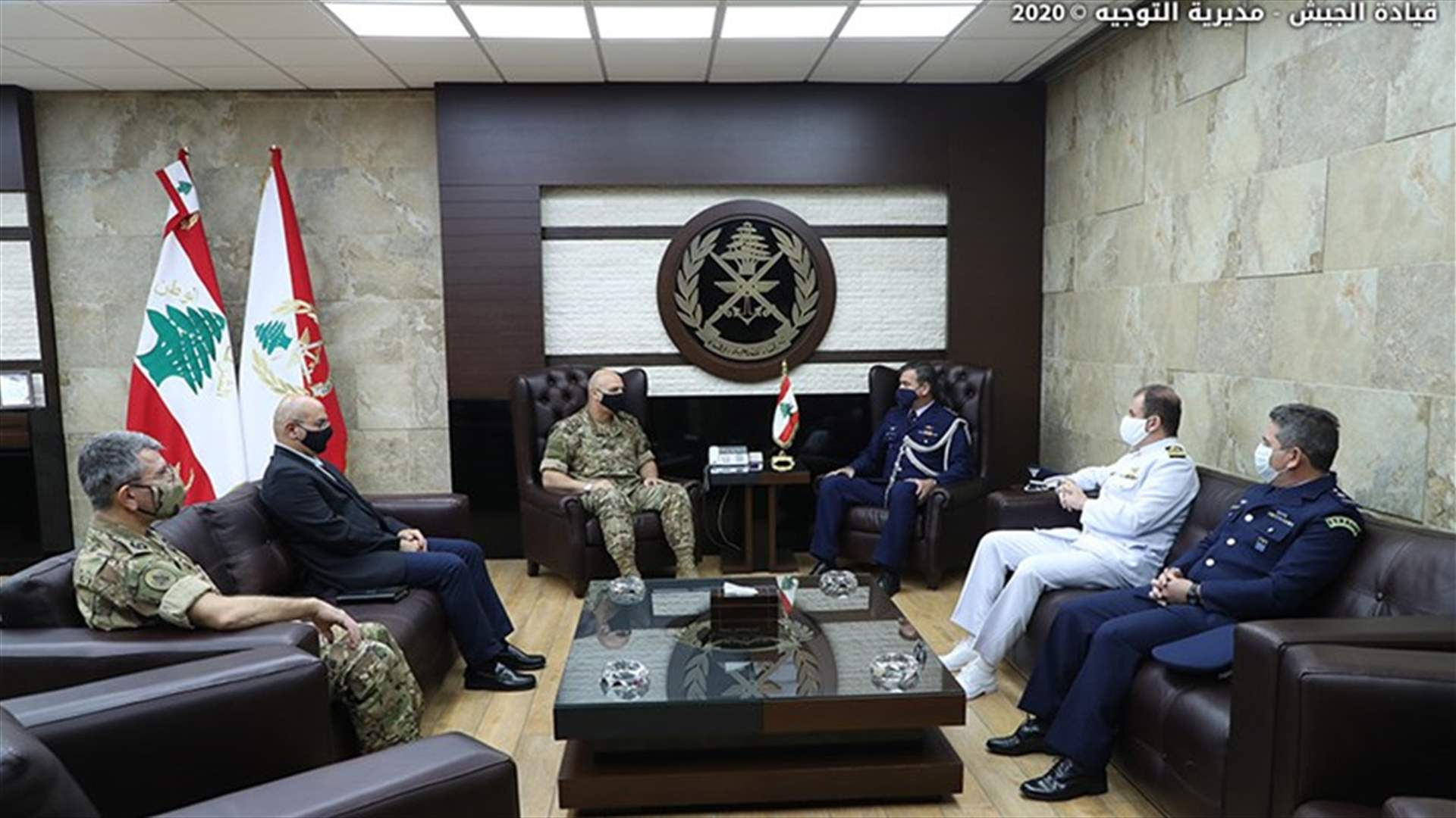 الملحق العسكري البرازيلي في لبنان التقى قائد الجيش في زيارة وداعية