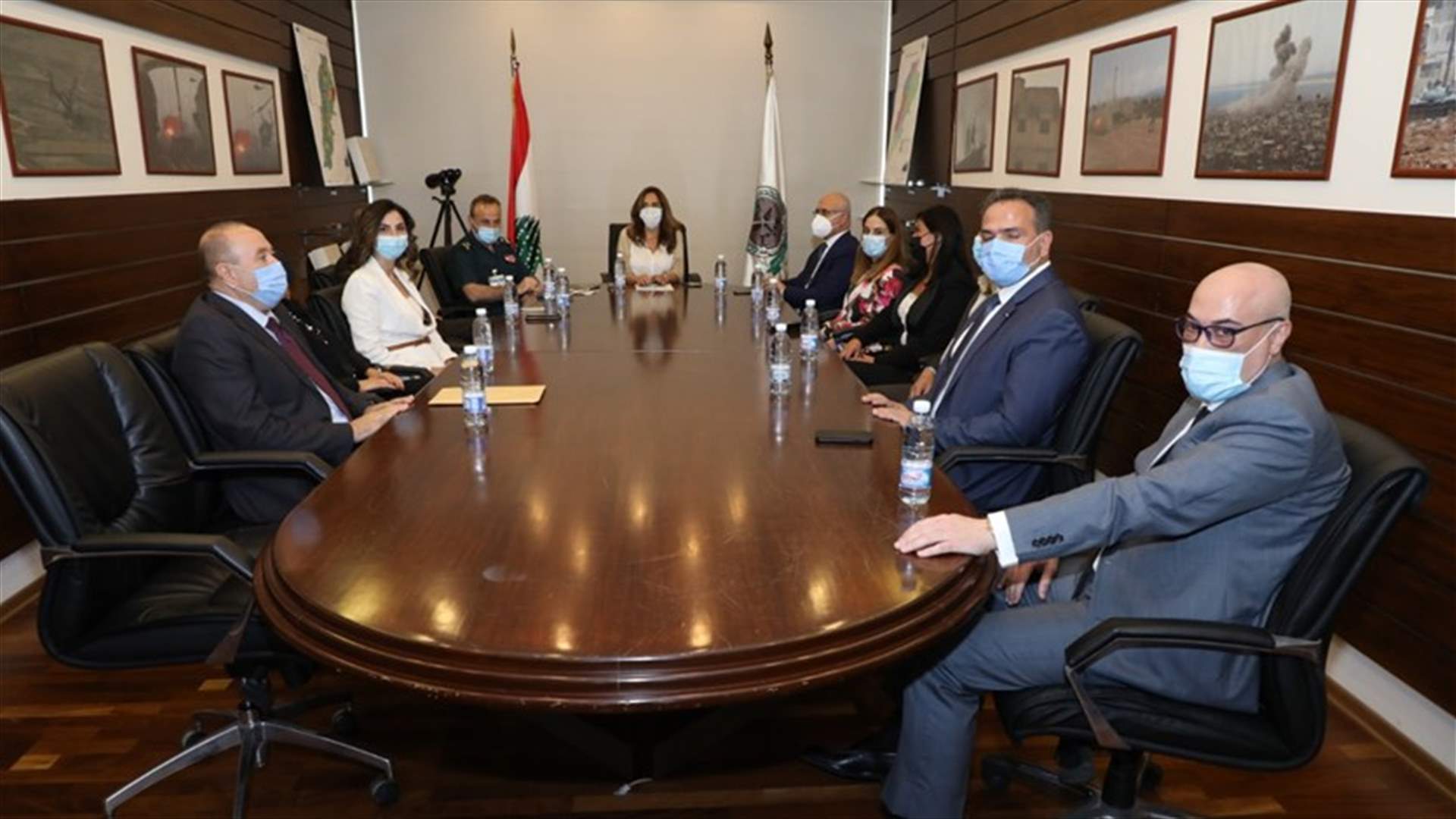 إجتماع في وزارة الدفاع تناول موضوع اكتظاظ السجون وتداعياته في ظل وباء كورونا