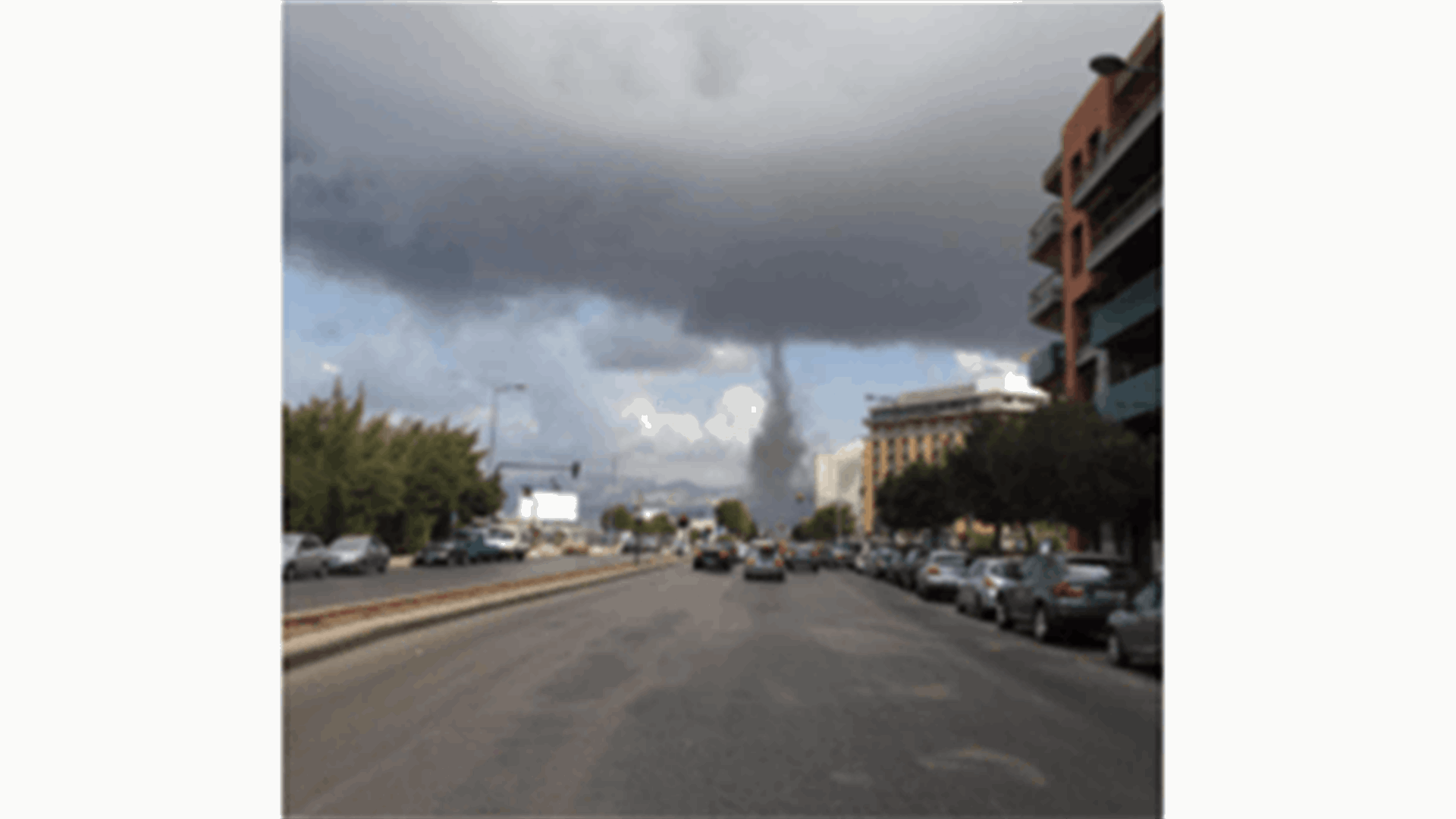 Air storm hits port of Beirut-[VIDEOS]