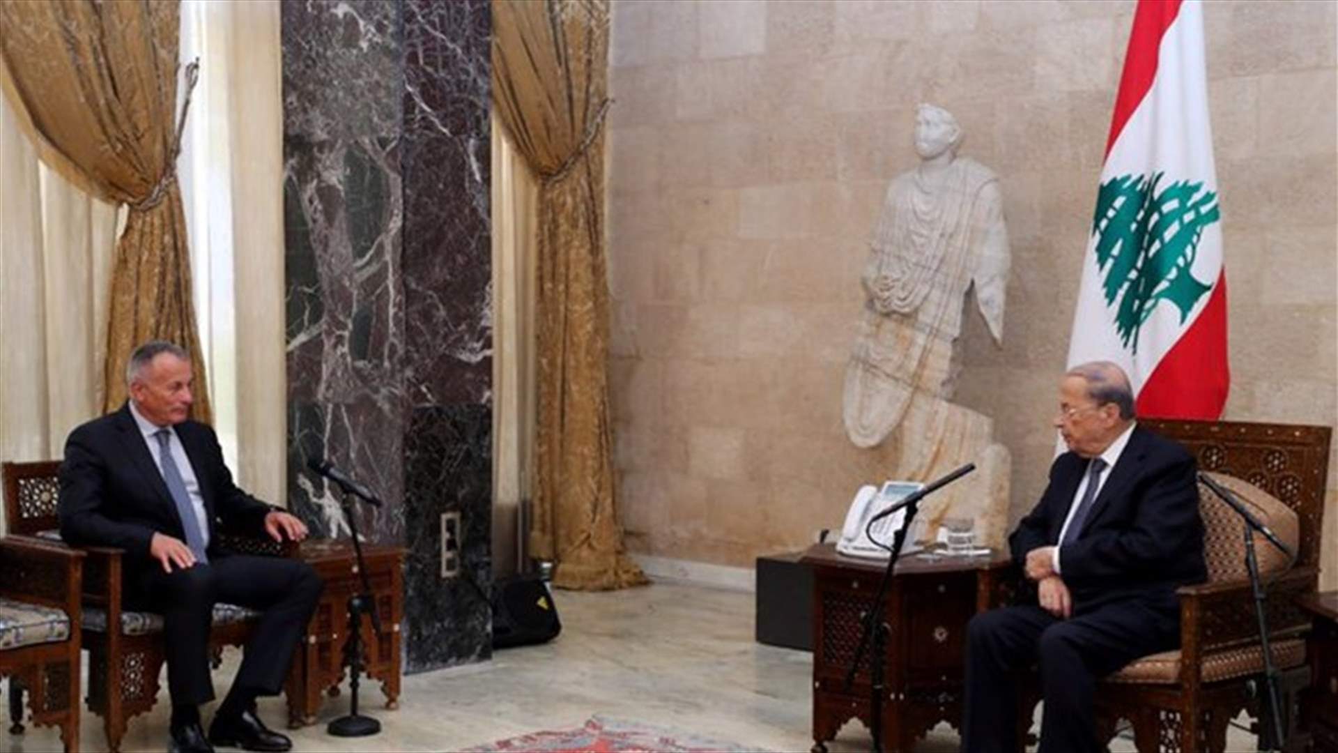 روكز لم يسمِّ أحدًا لتأليف الحكومة الجديدة