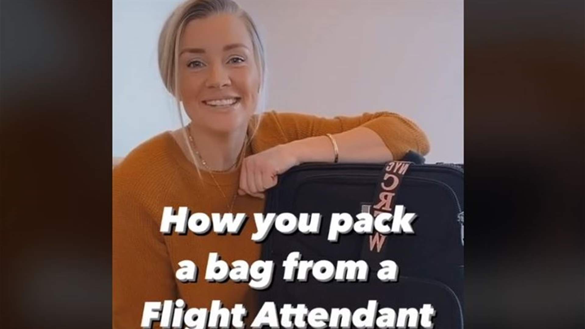 مضيفة الطيران ونجمة تيك توك تكشف عن افضل طريقة لترتيب حقيبة السفر