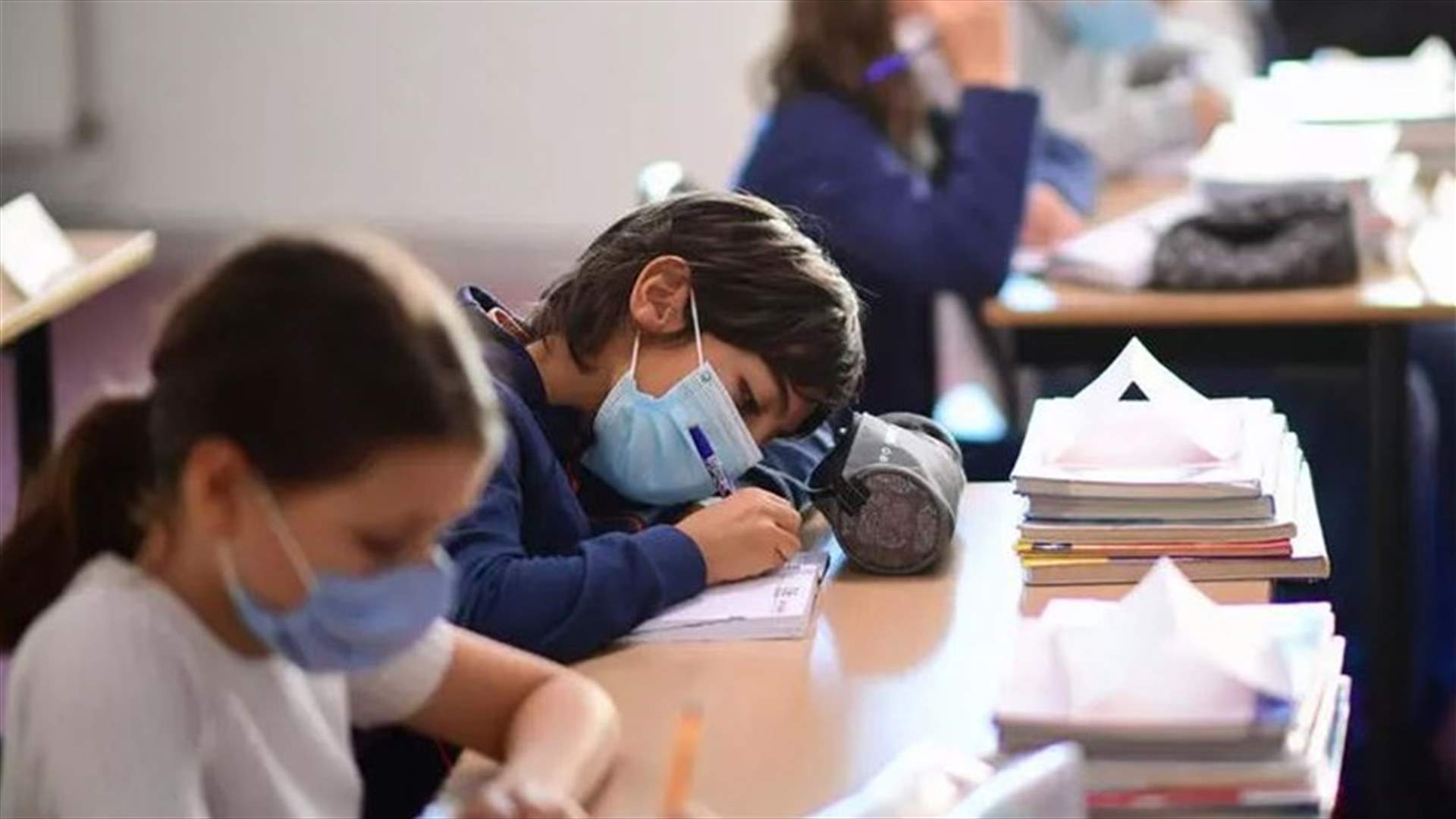 فرنسا: توسيع فرض وضع الكمامات ليشمل الأطفال من سن السادسة