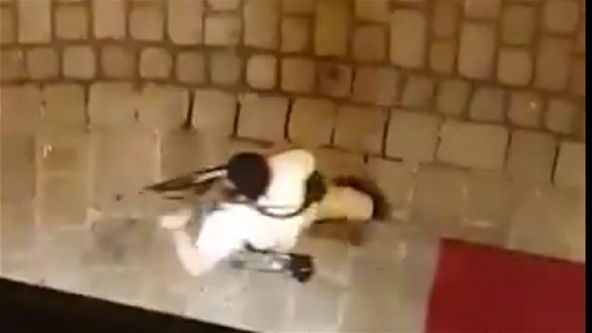 حادثة إطلاق النار في فيينا... فيديو وصور لأحد المسلحين