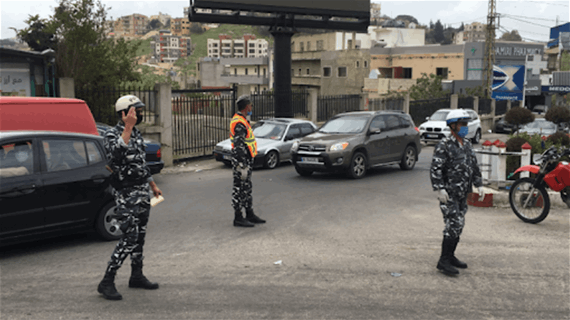 مزيد من محاضر الضبط بحق مخالفين لقرارات منع التجول...