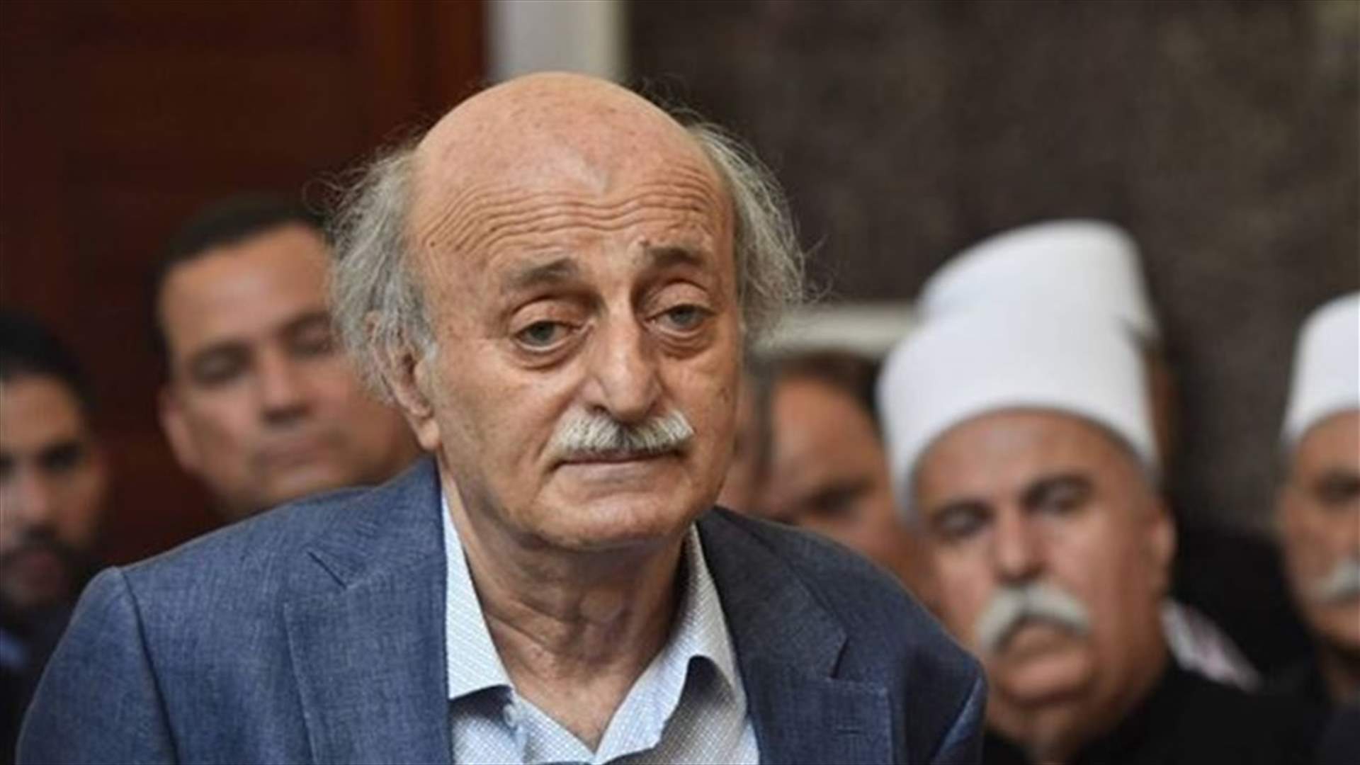 جنبلاط ينشر صورة تجمعه ببايدن