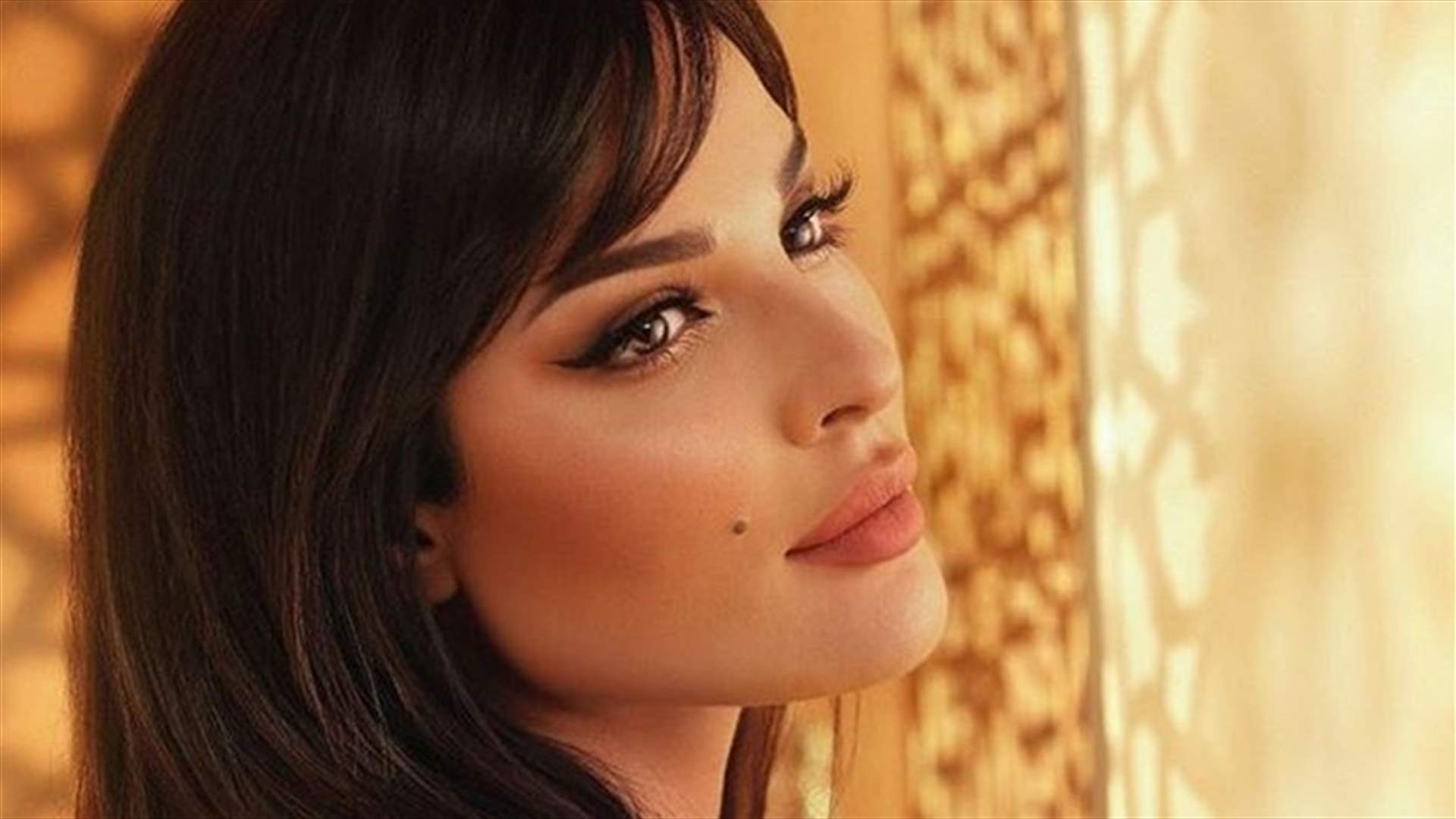 نادين نسيب نجيم تطل بـ"لوك جديد"... تسريحة الشعر الأكثر رواجاً بين النجمات(فيديو)