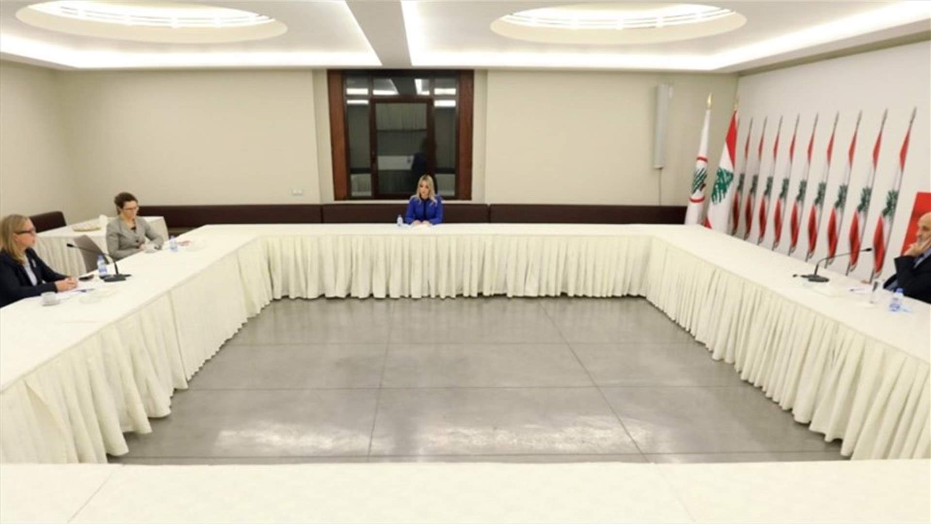 جعجع بحث مع سفيرة كندا في لبنان في التطورات السياسية في البلاد