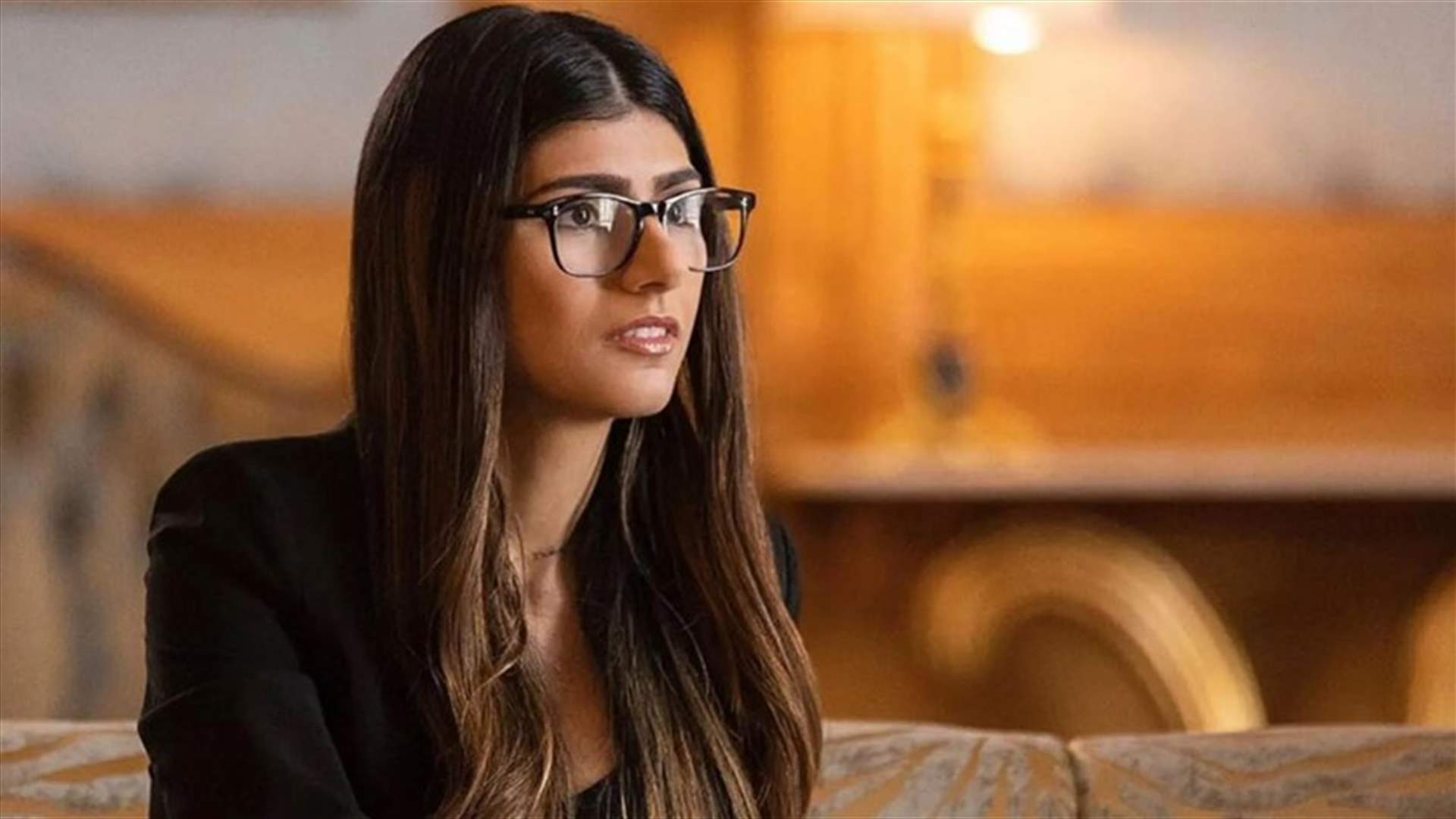 ميا خليفة تكشف عبر تويتر: سياسي لبناني قام بحظري عبر انستغرام (صورة)