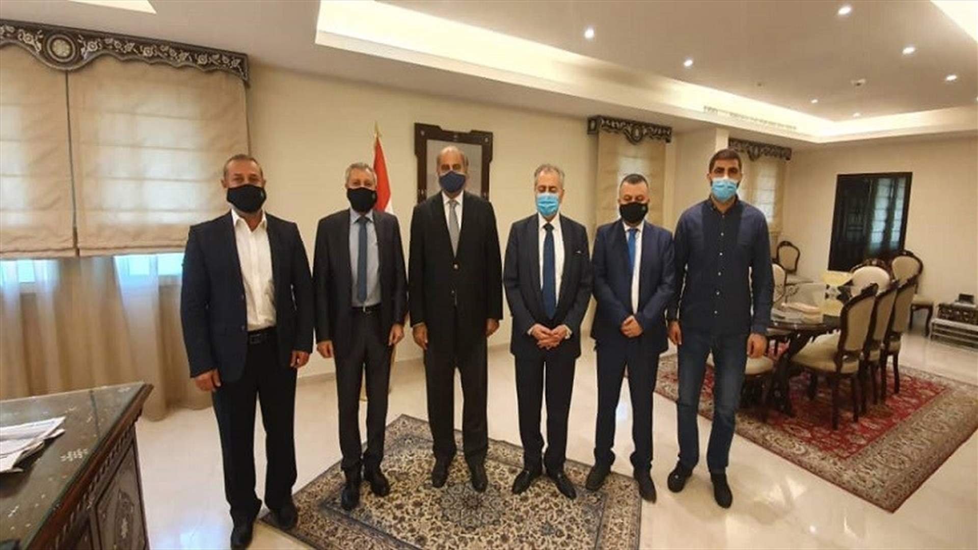 الخطيب زار السفارة السورية معزيا بالمعلم بتكليف من باسيل