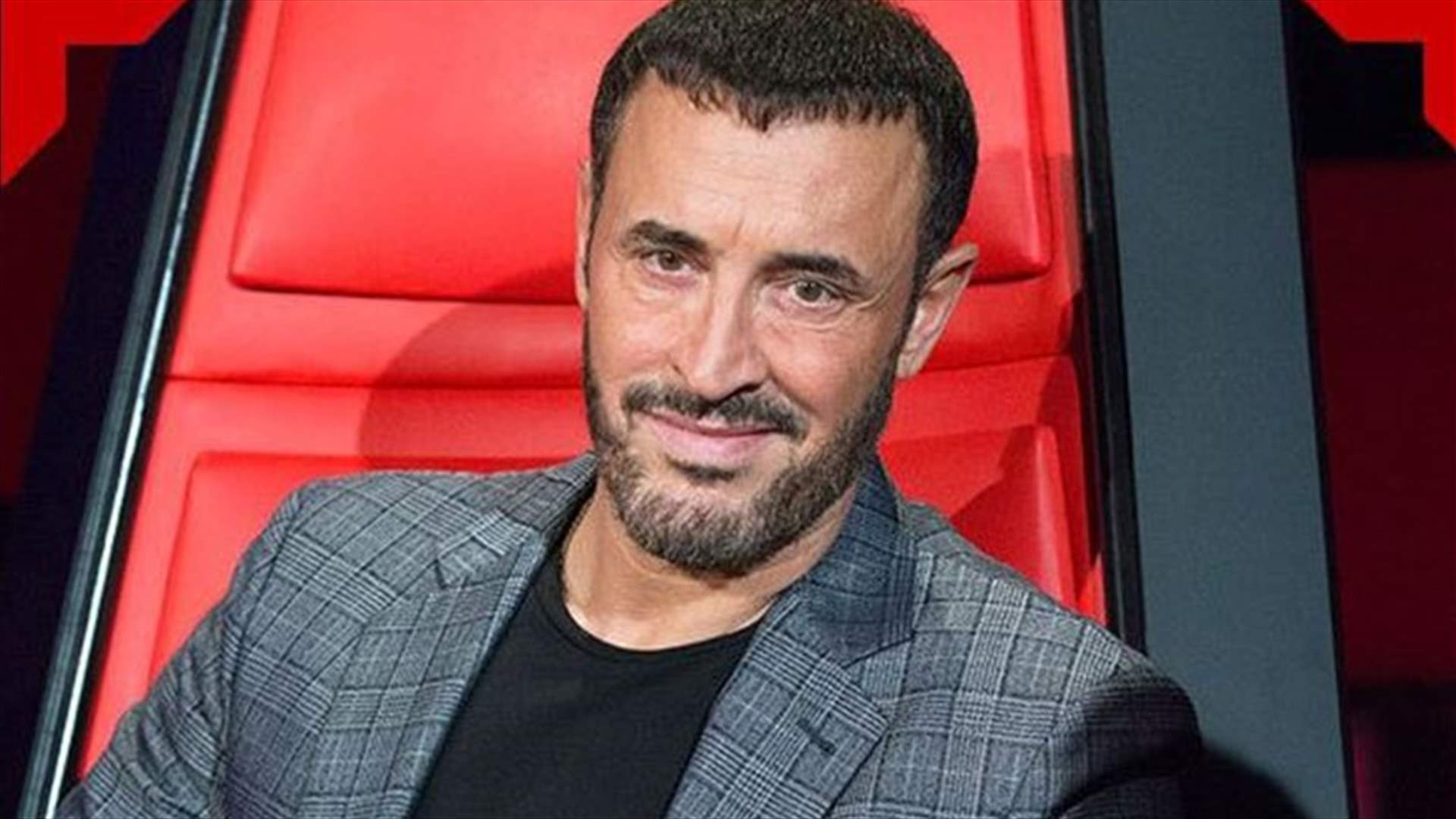 حفيدتا كاظم الساهر بملامح أجنبية (صورة)