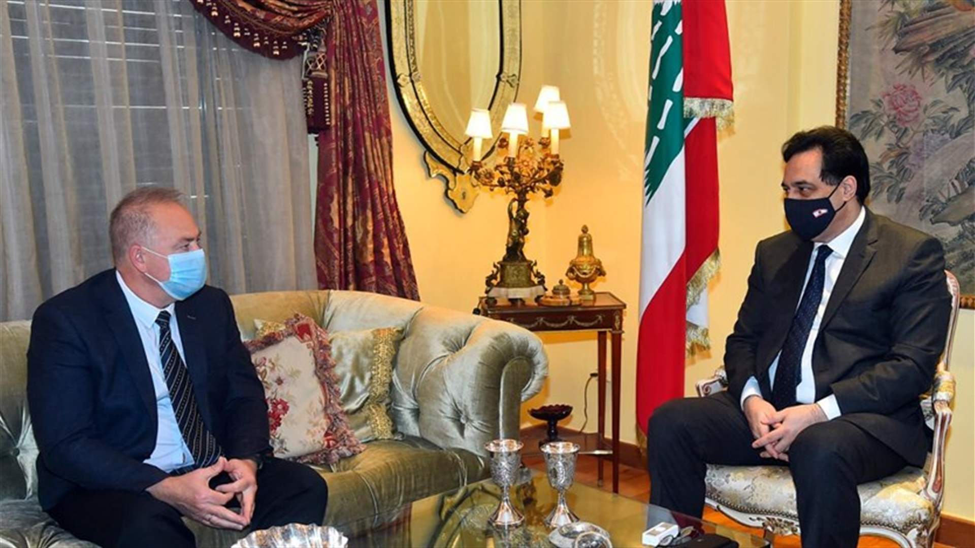 دياب تسلم من السفير الروسي رسالة تهنئة بالاستقلال