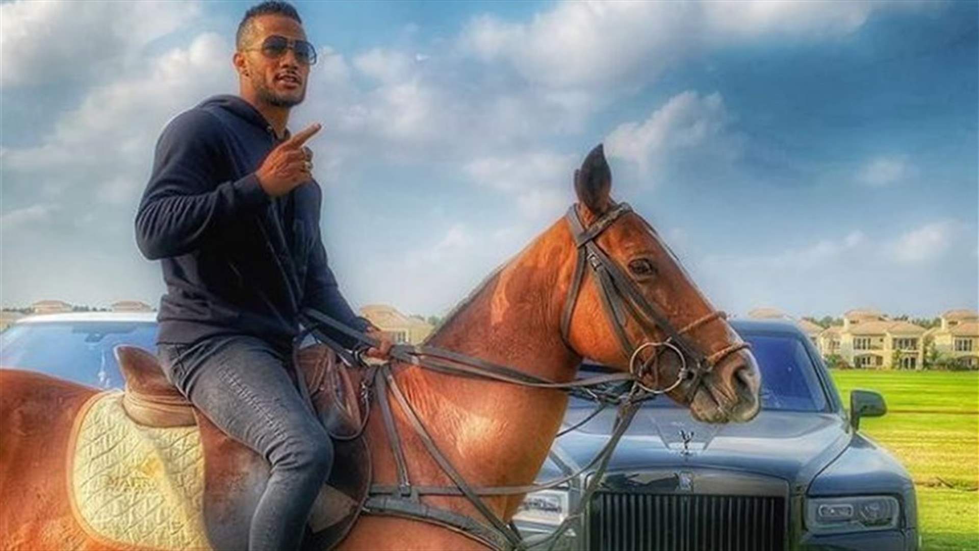 محمد رمضان إلى التحقيق بعد صورته مع الإسرائيلي.. كيف ردّ على إلغاء مسلسله؟
