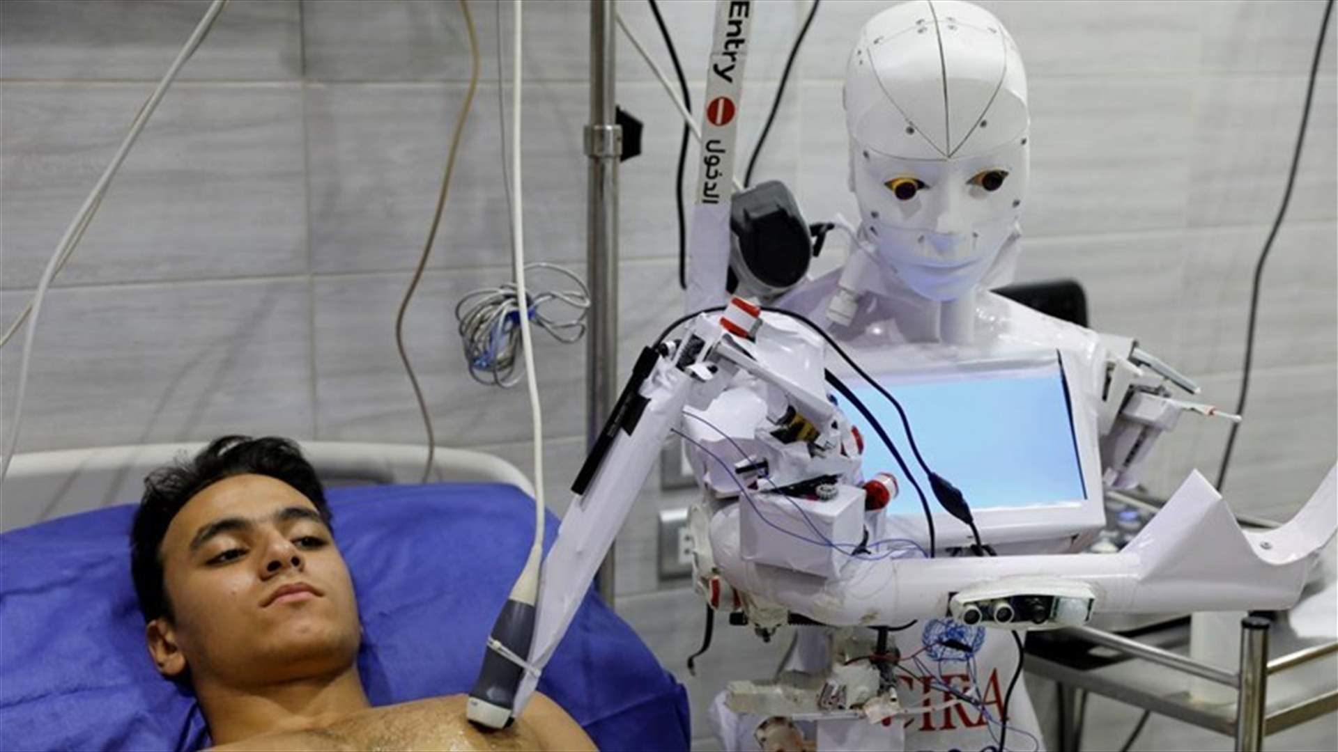 Egyptian inventor trials robot that can test for COVID-19-[PHOTOS]